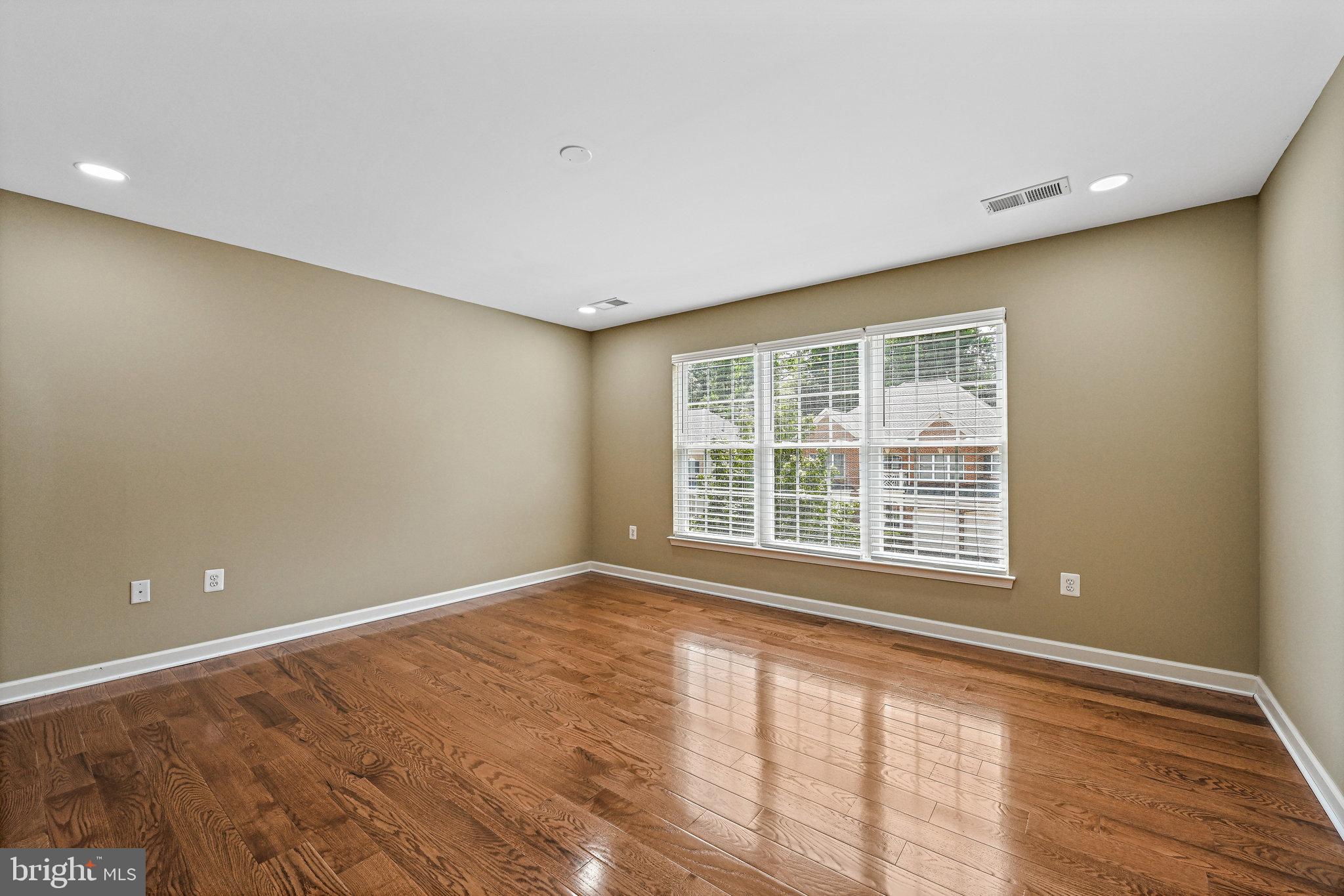 FAIRCREST NORTH - Residential