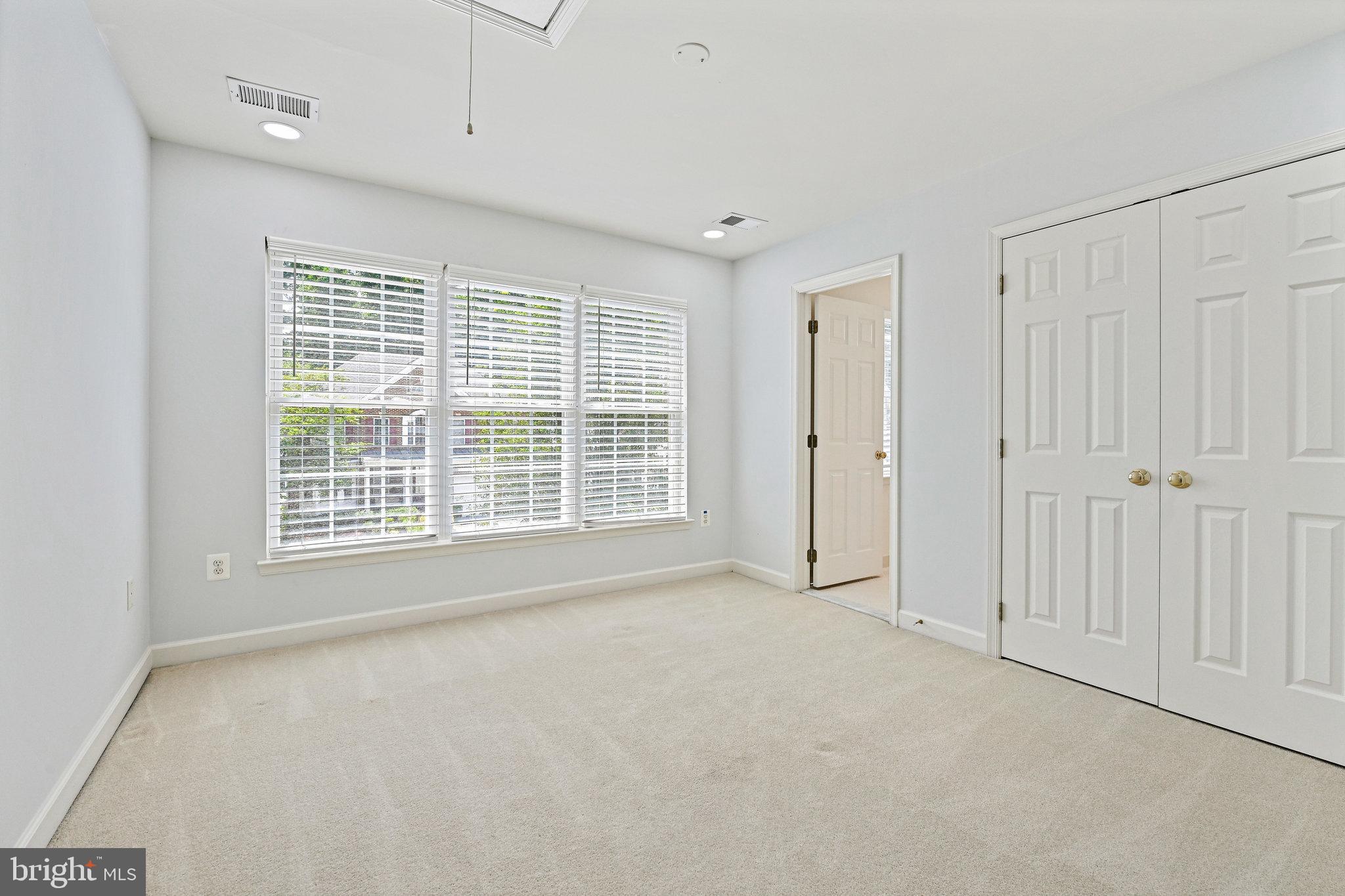 FAIRCREST NORTH - Residential