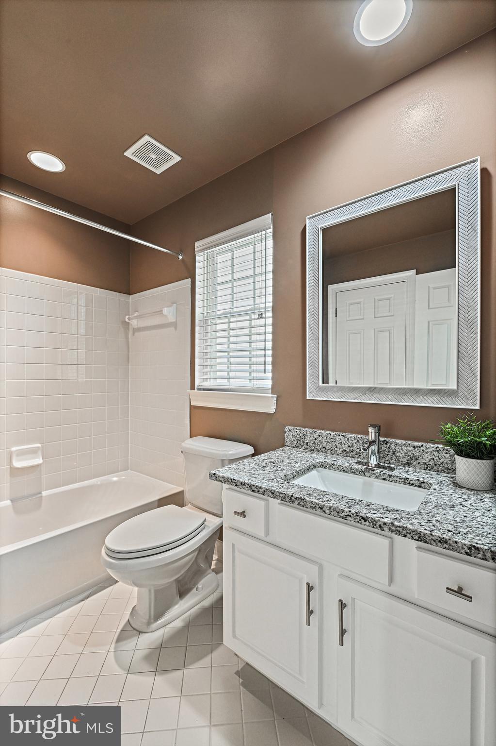 FAIRCREST NORTH - Residential