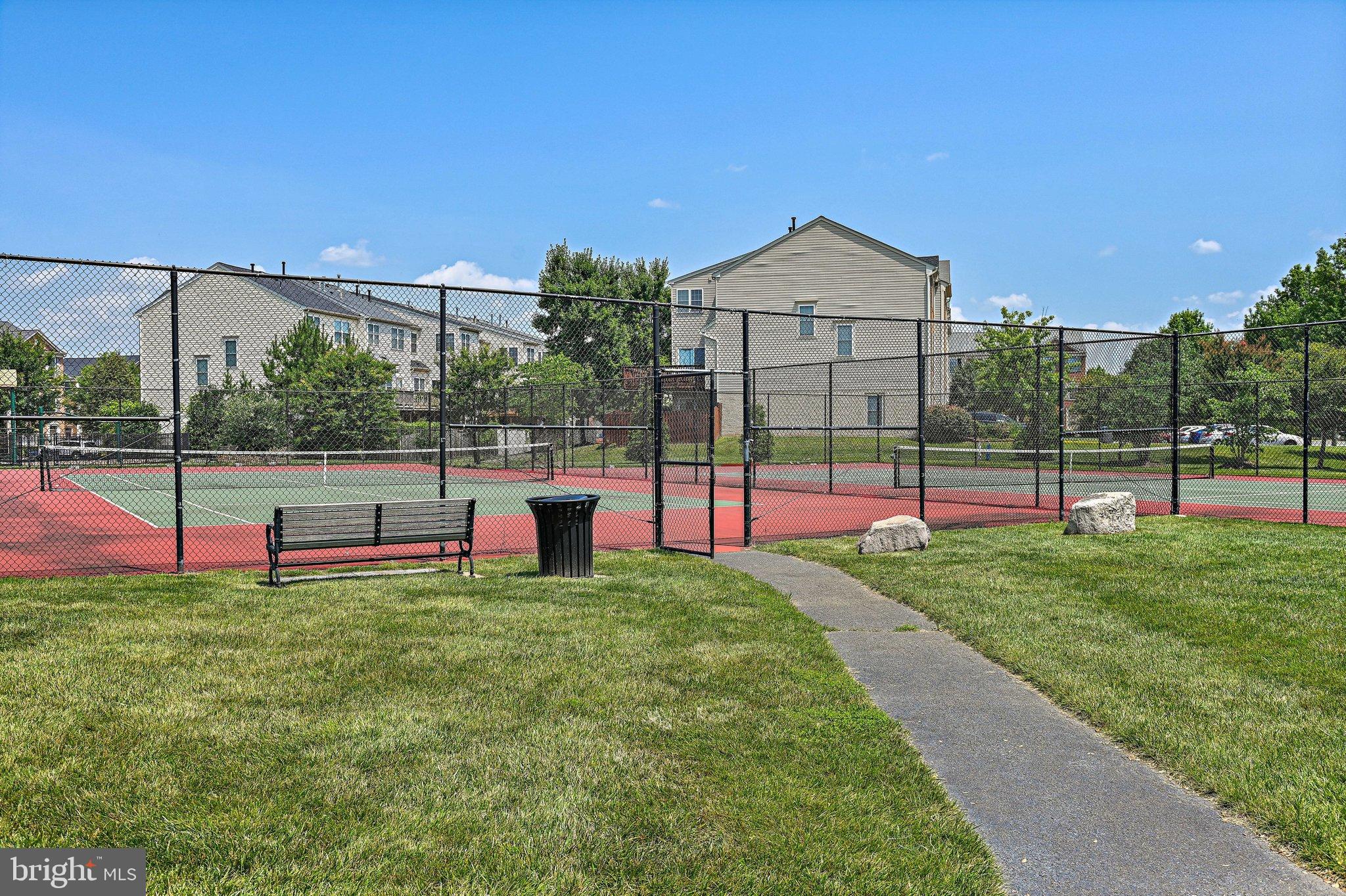 FAIRCREST NORTH - Residential