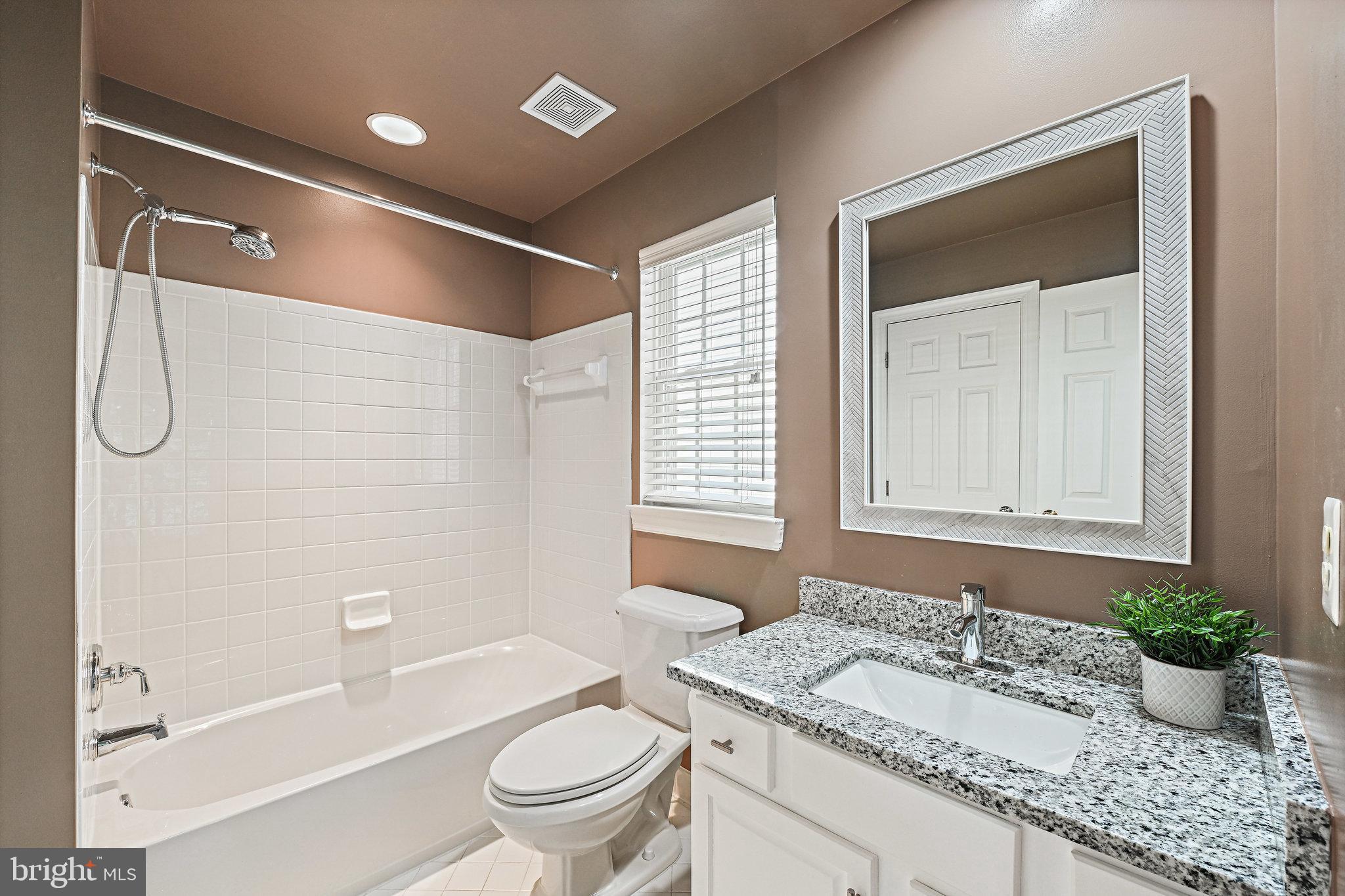 FAIRCREST NORTH - Residential