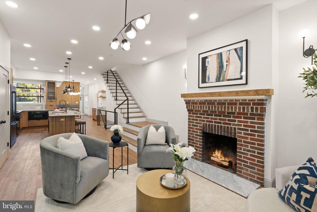 Photo of 552 Shepherd Street NW, WASHINGTON, DC 20011 (MLS # DCDC2277078)
