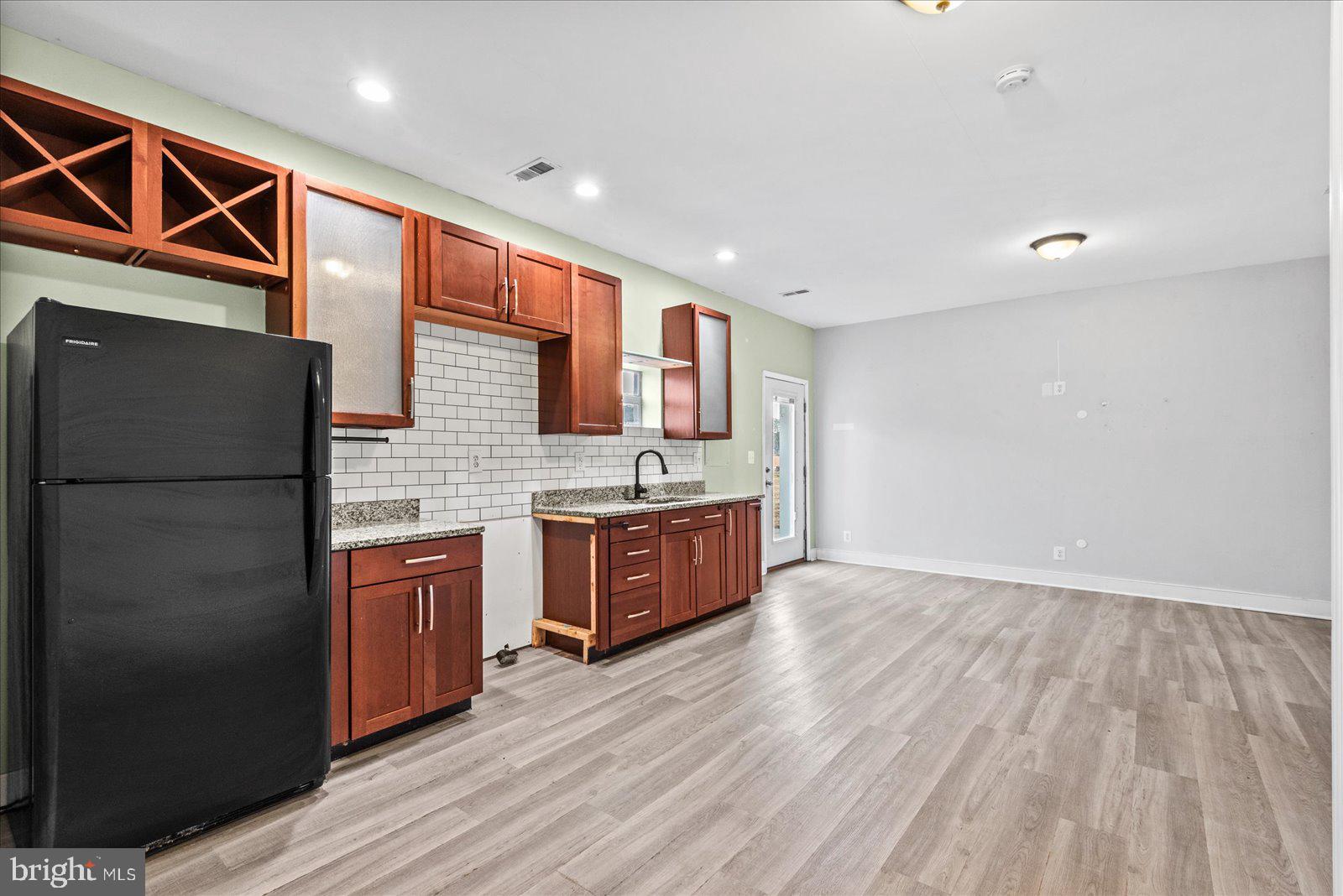 PLEASANT VILLAGE - Residential