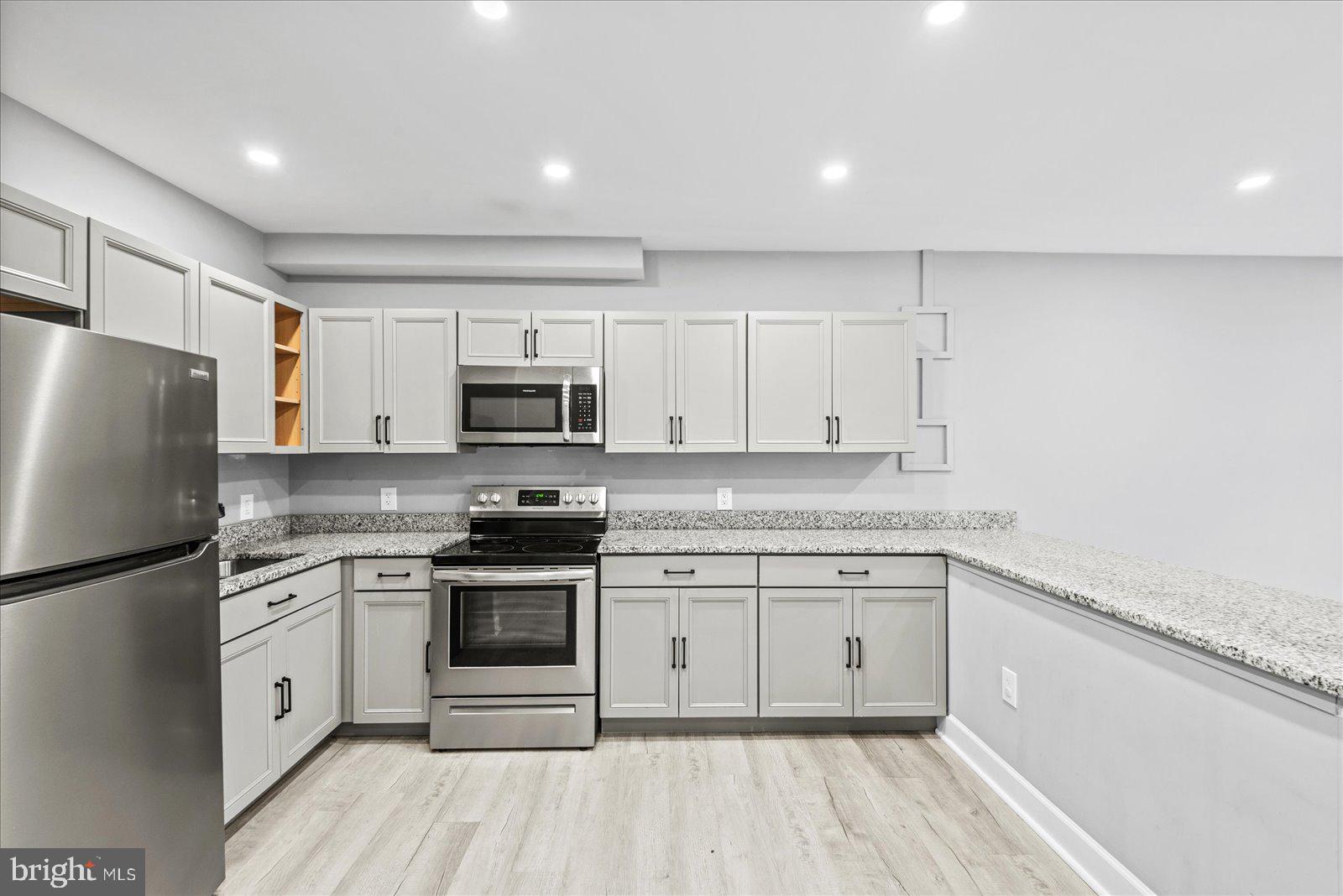 PLEASANT VILLAGE - Residential