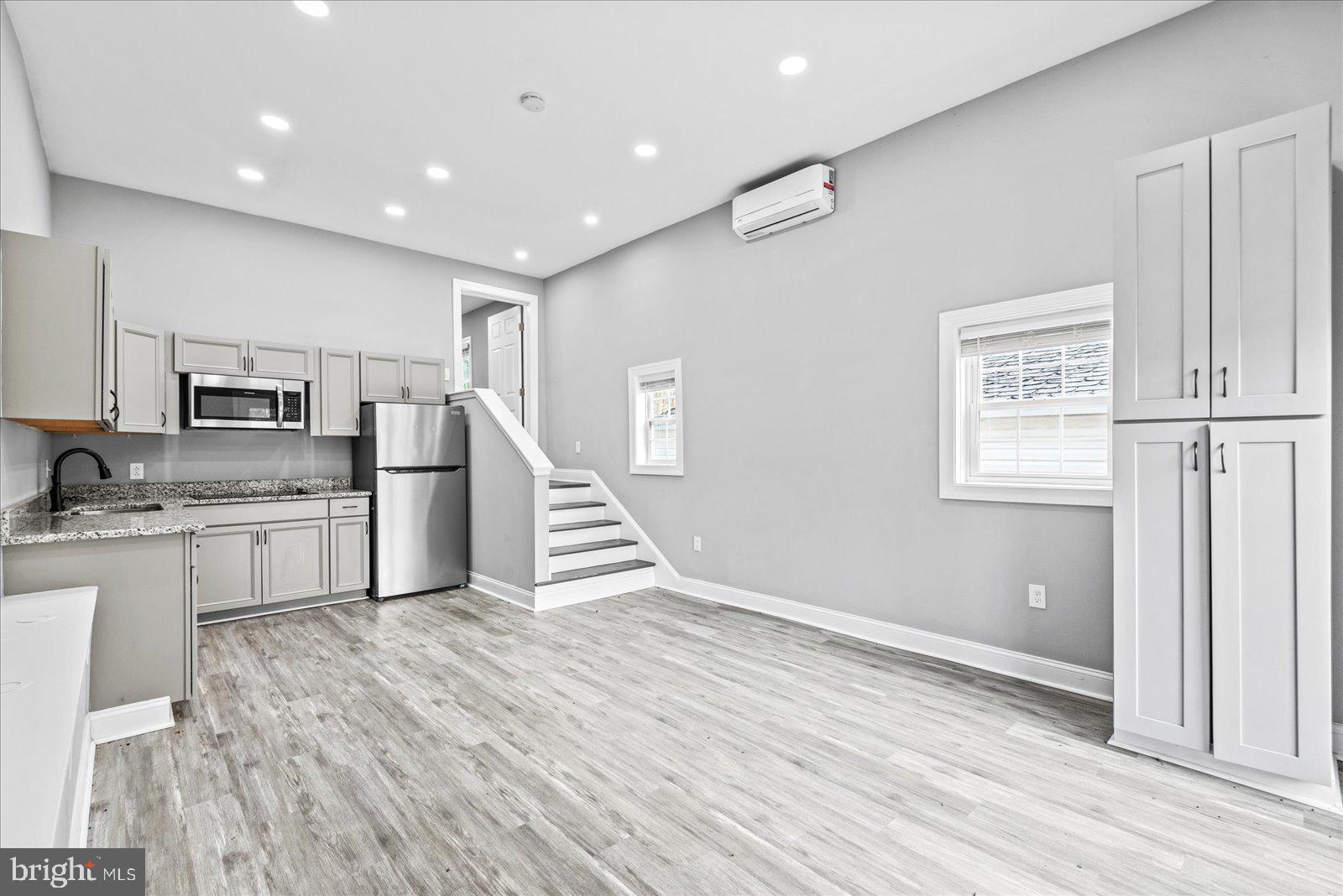 PLEASANT VILLAGE - Residential