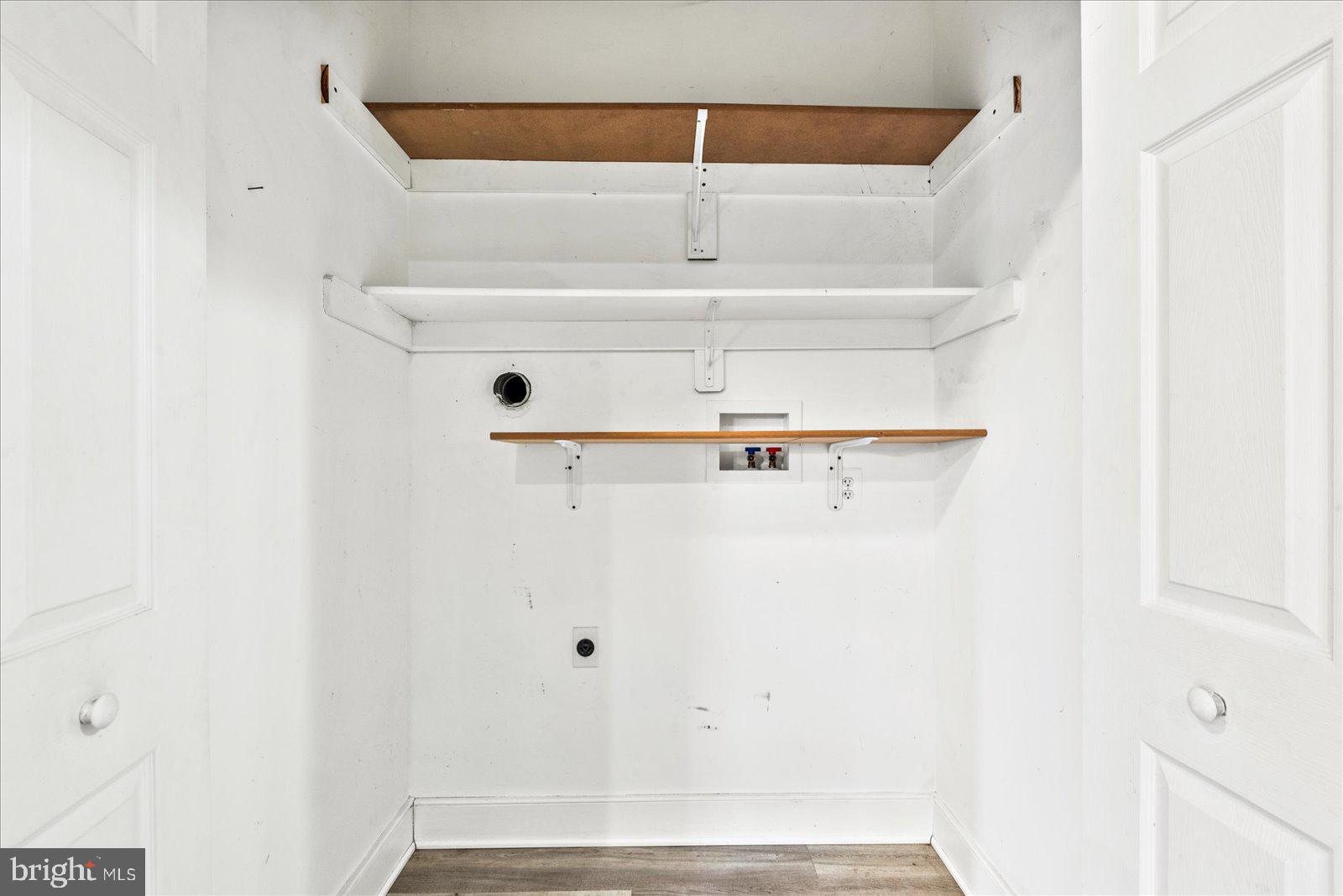 PLEASANT VILLAGE - Residential