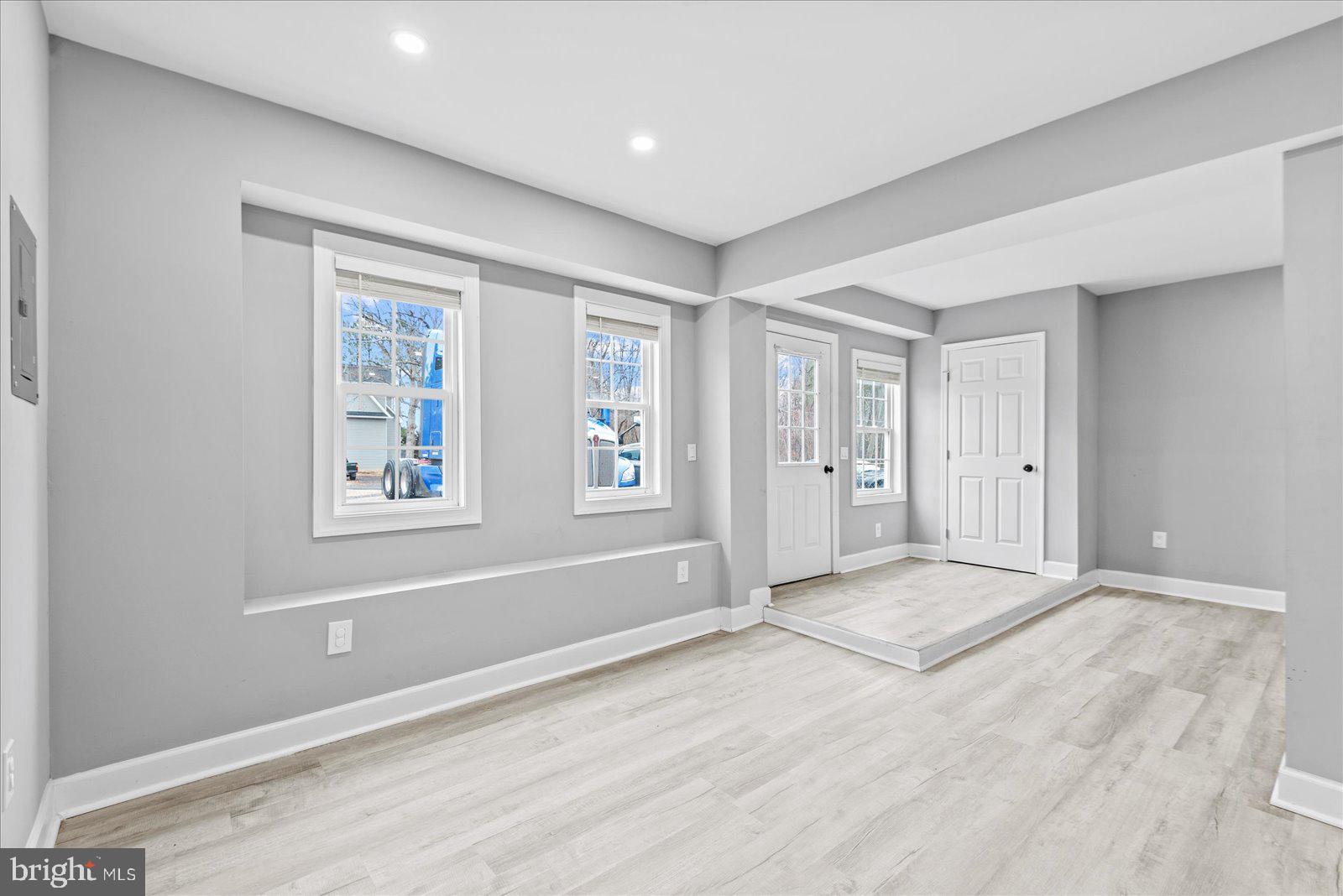 PLEASANT VILLAGE - Residential