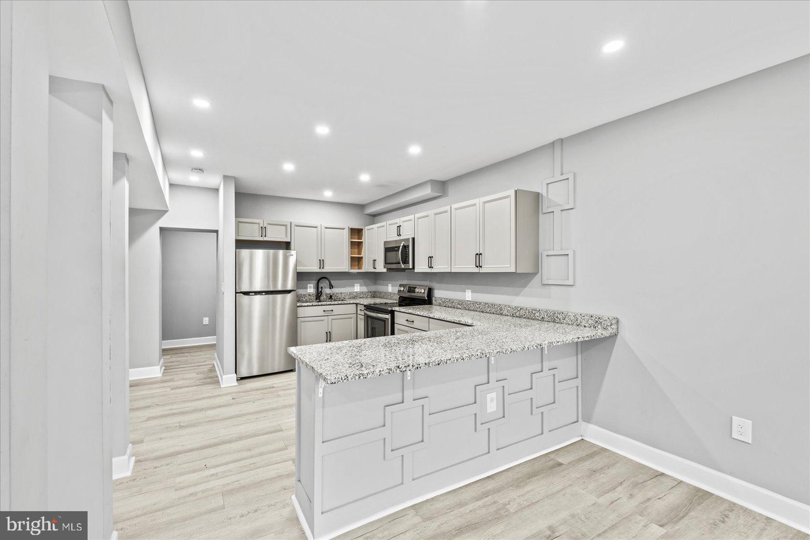 PLEASANT VILLAGE - Residential