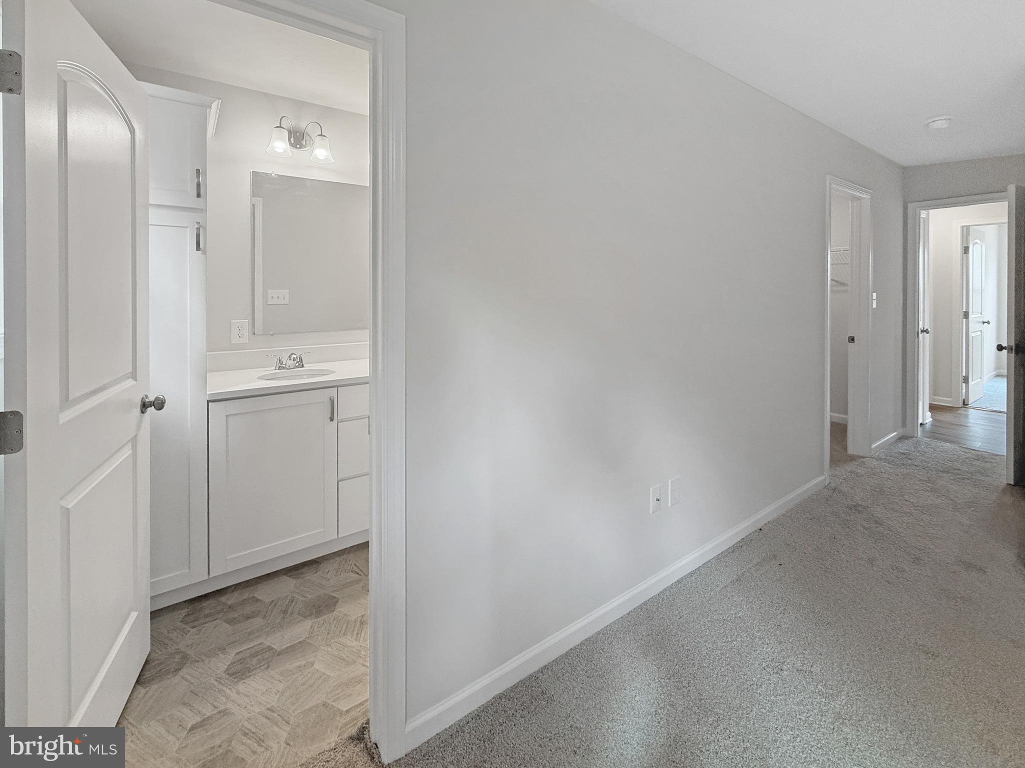 SOUTH GUILFORD HILLS - Residential