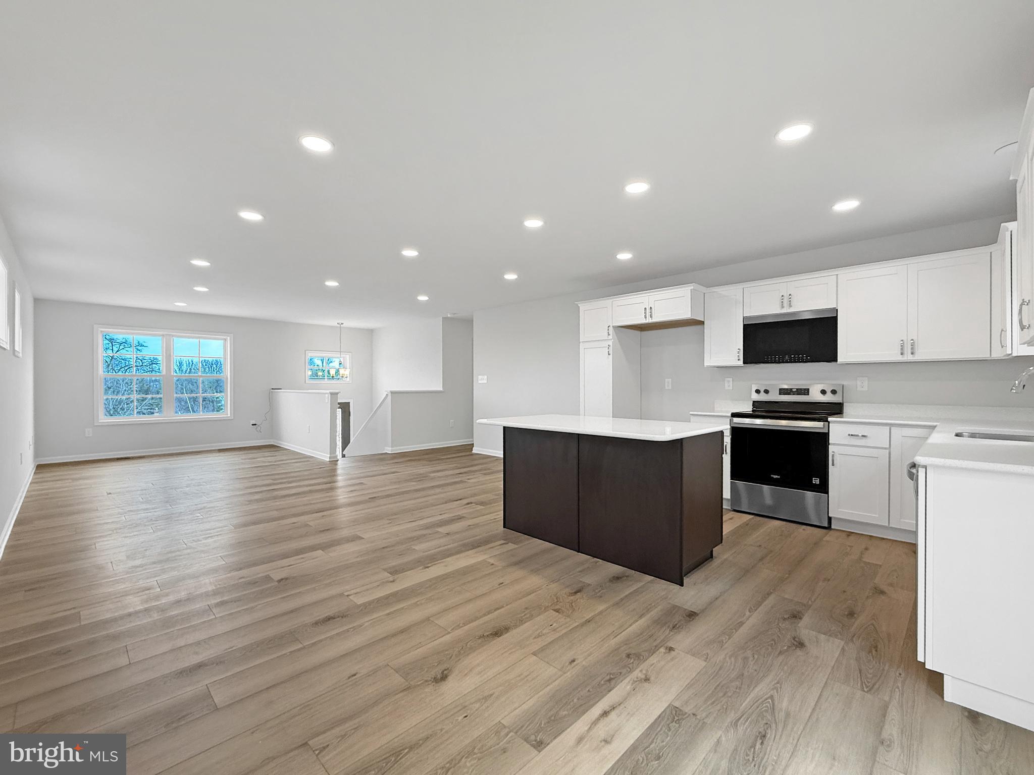 SOUTH GUILFORD HILLS - Residential