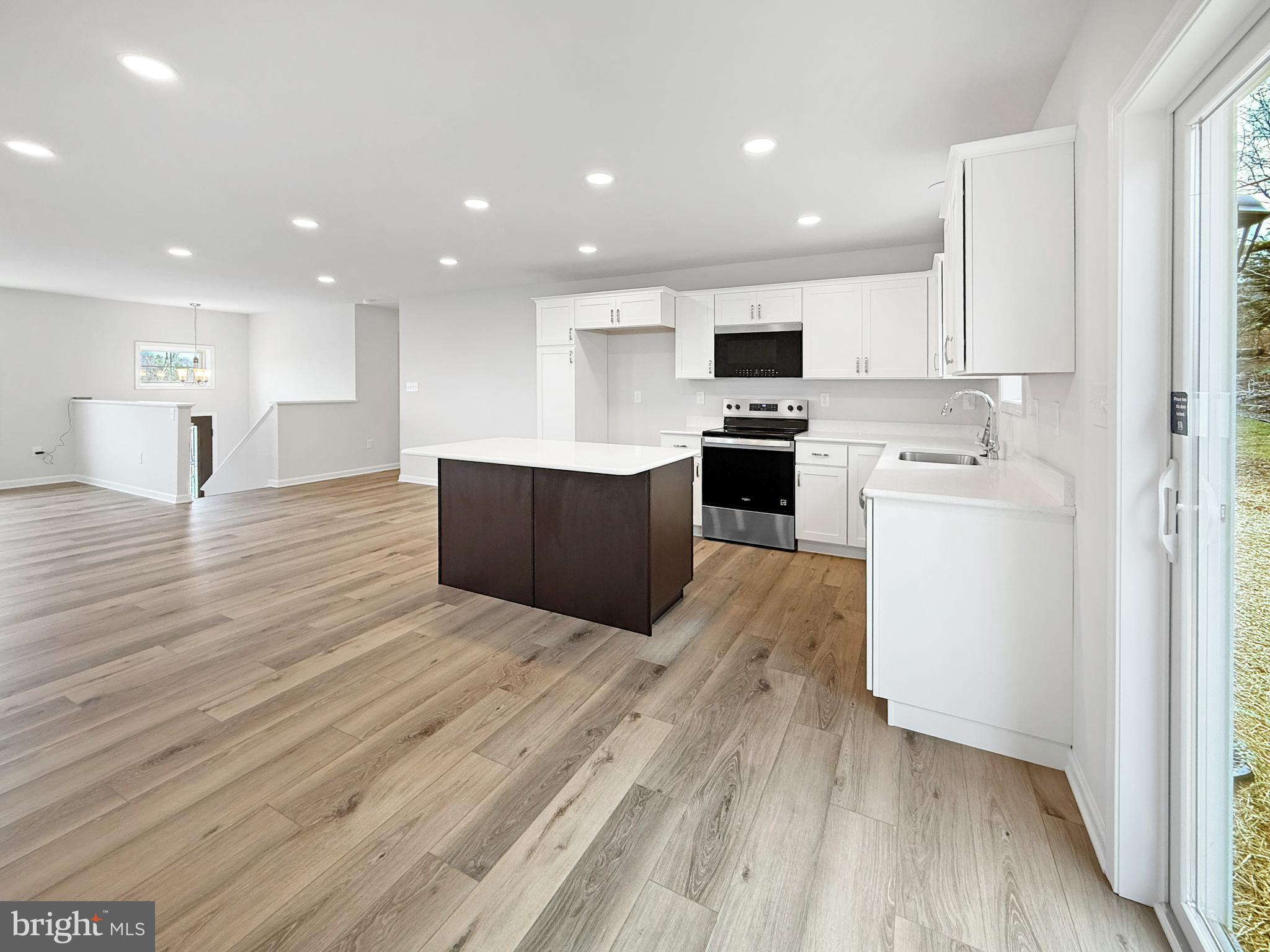 SOUTH GUILFORD HILLS - Residential