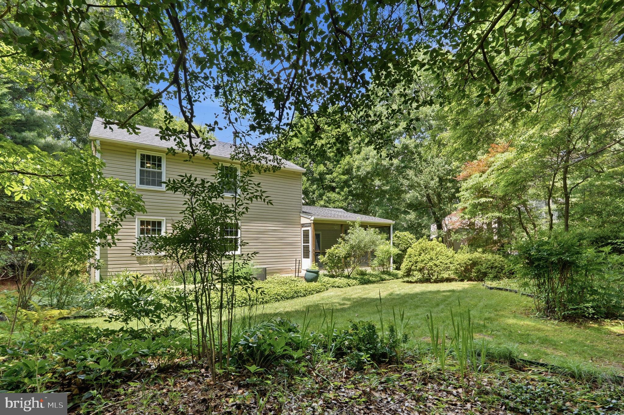 2202 JESTER COURT
