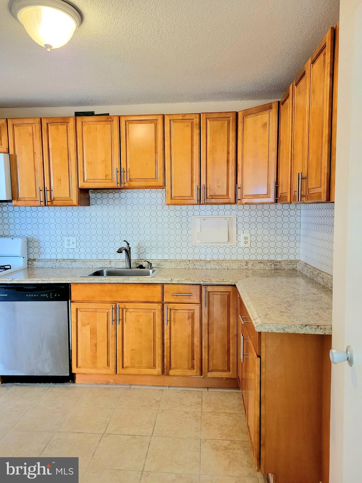 1836 METZEROTT ROAD 624