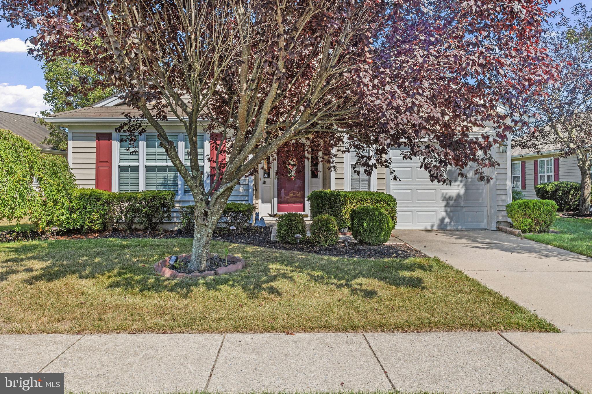 77 MAPLE LEAF CIRCLE