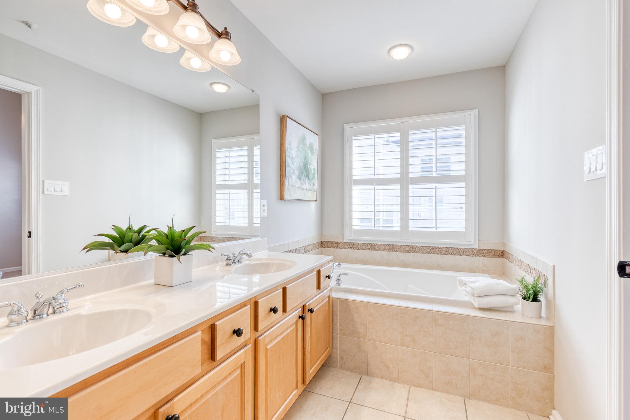 GOVERNORS GRANT - Residential