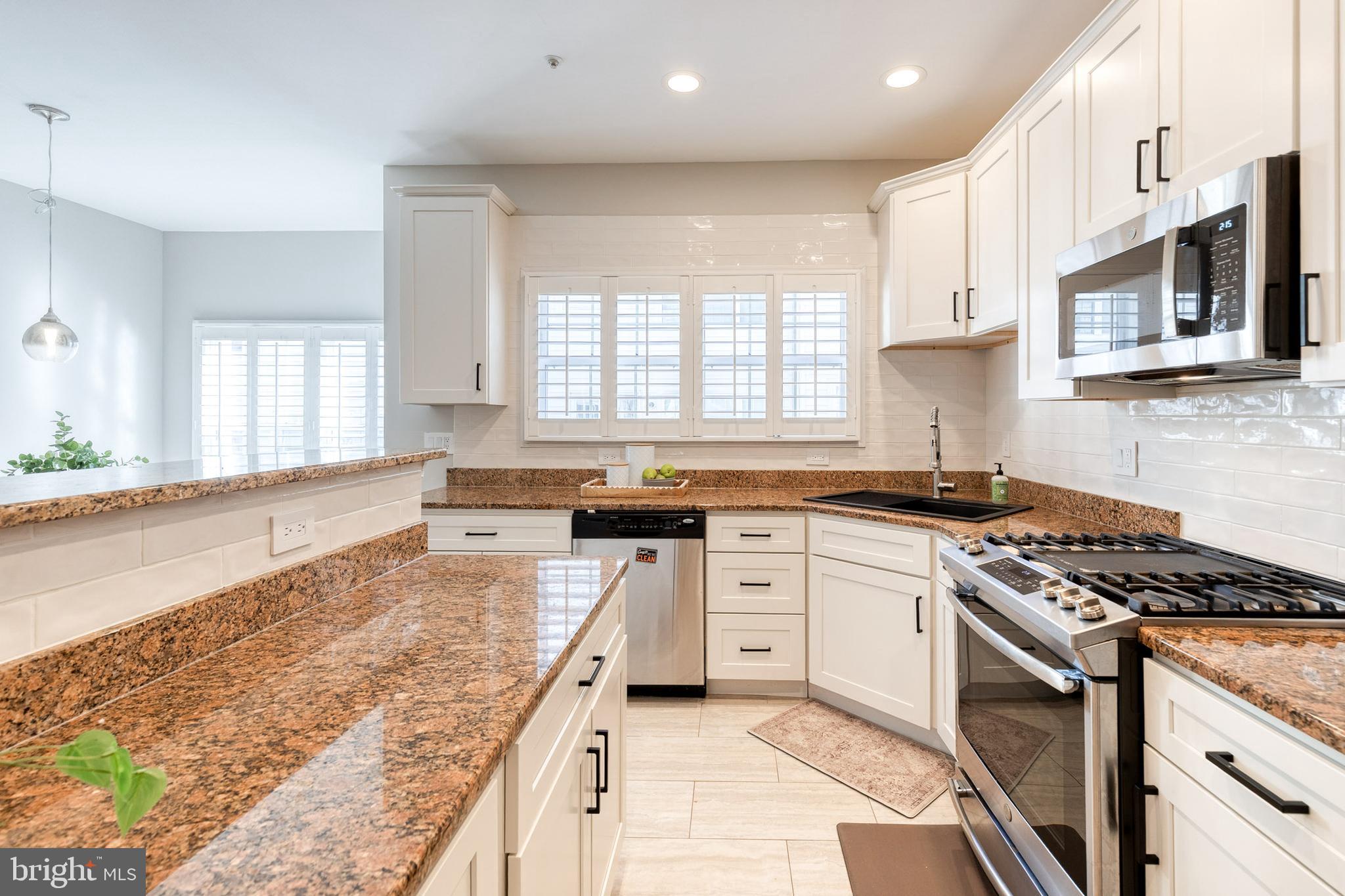 GOVERNORS GRANT - Residential