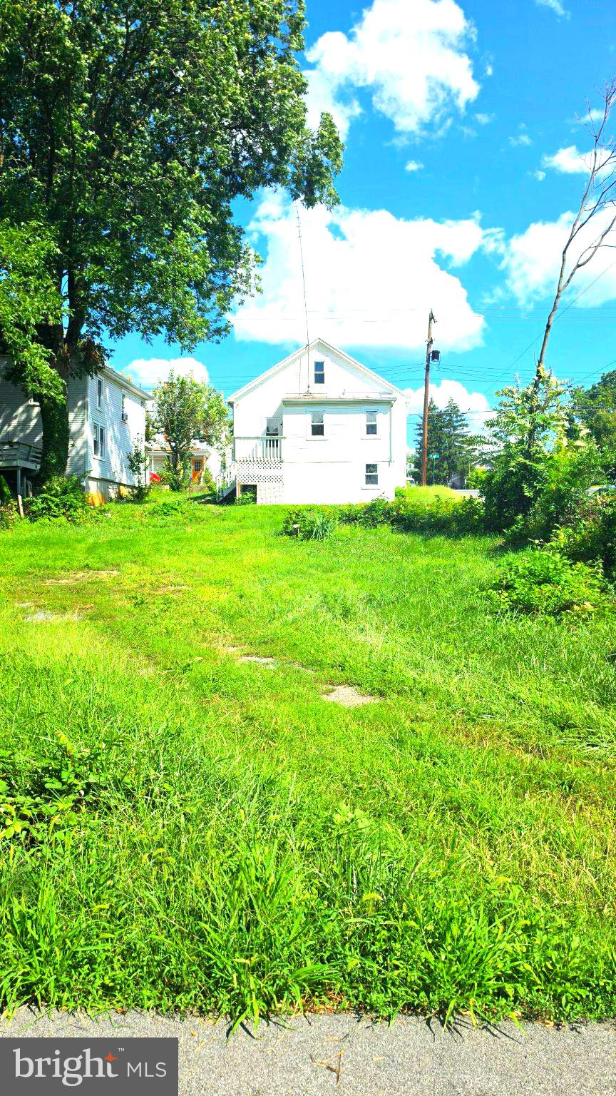 800 N HIGH STREET
