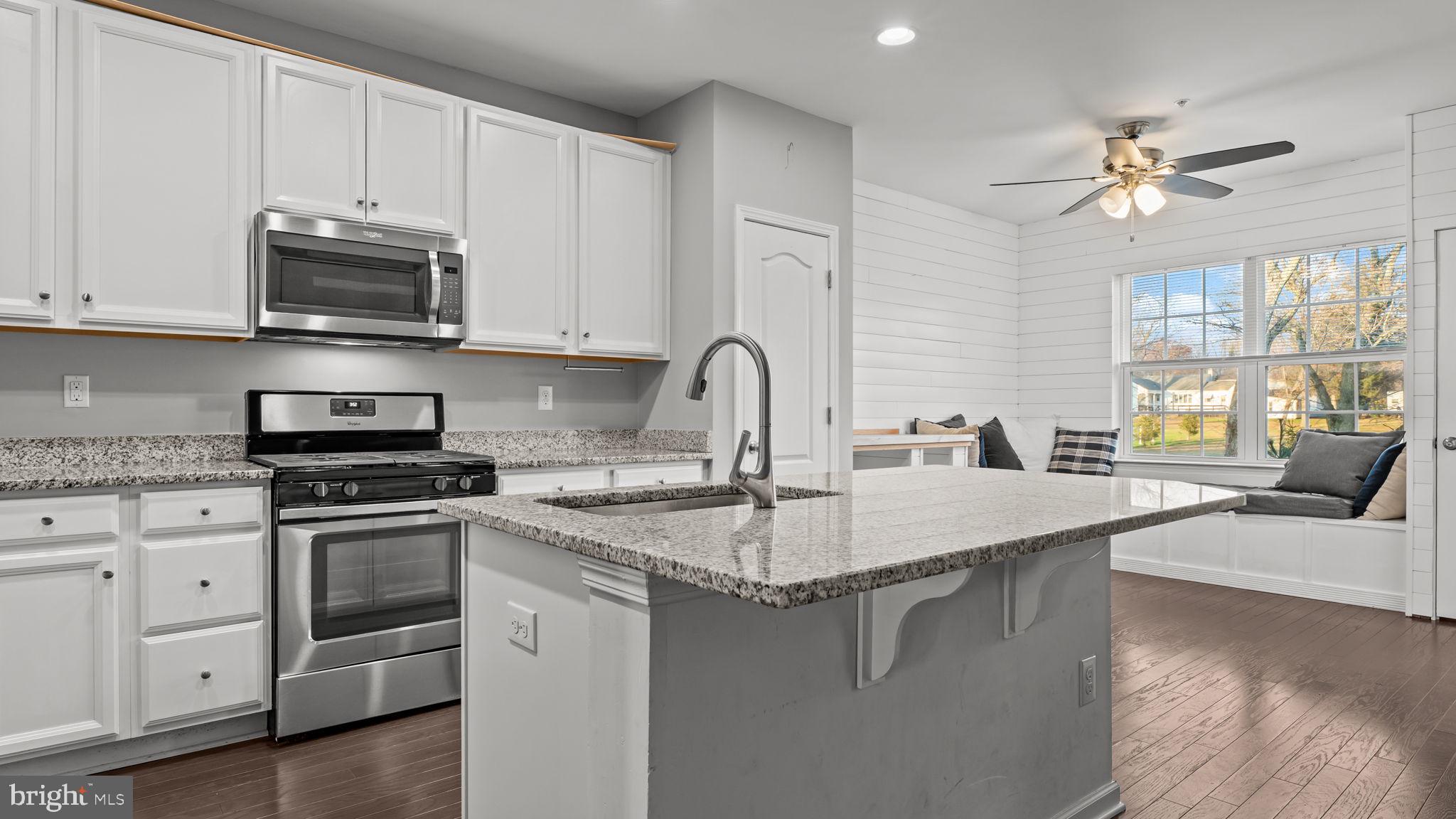 HIGH GROVE - Residential Lease