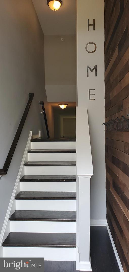 HIGH GROVE - Residential Lease