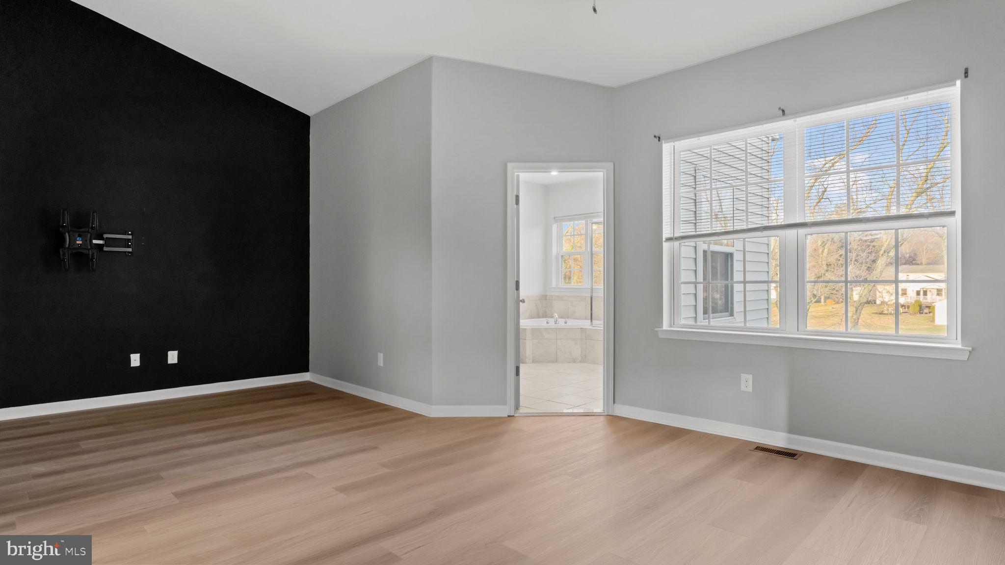 HIGH GROVE - Residential Lease