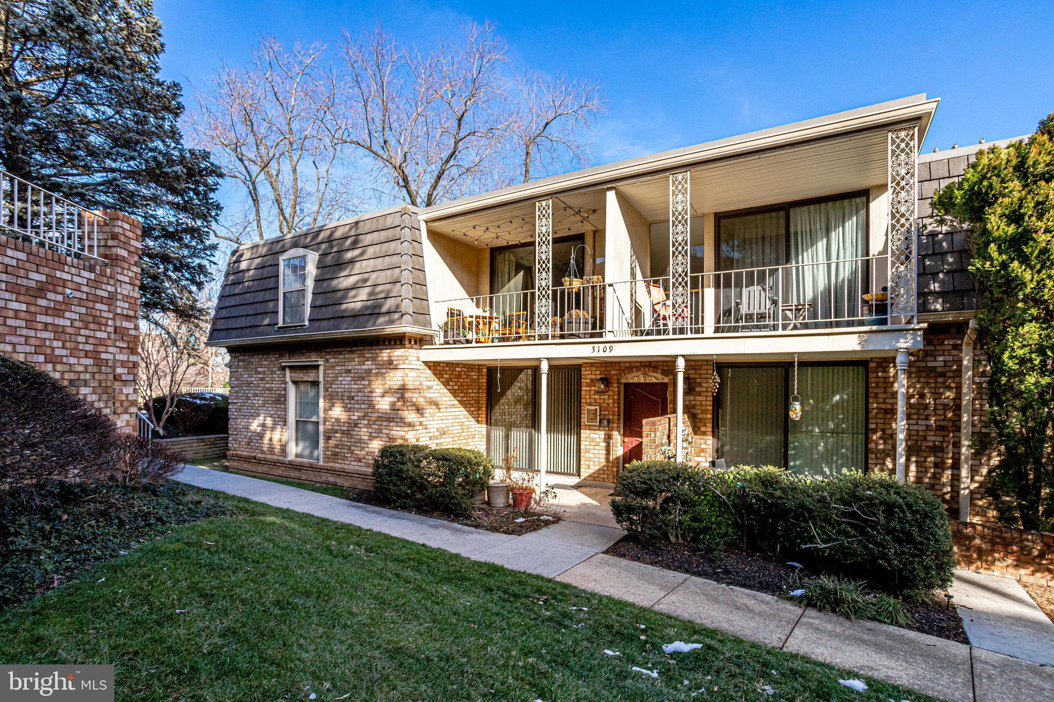 CHATEAUX - Residential