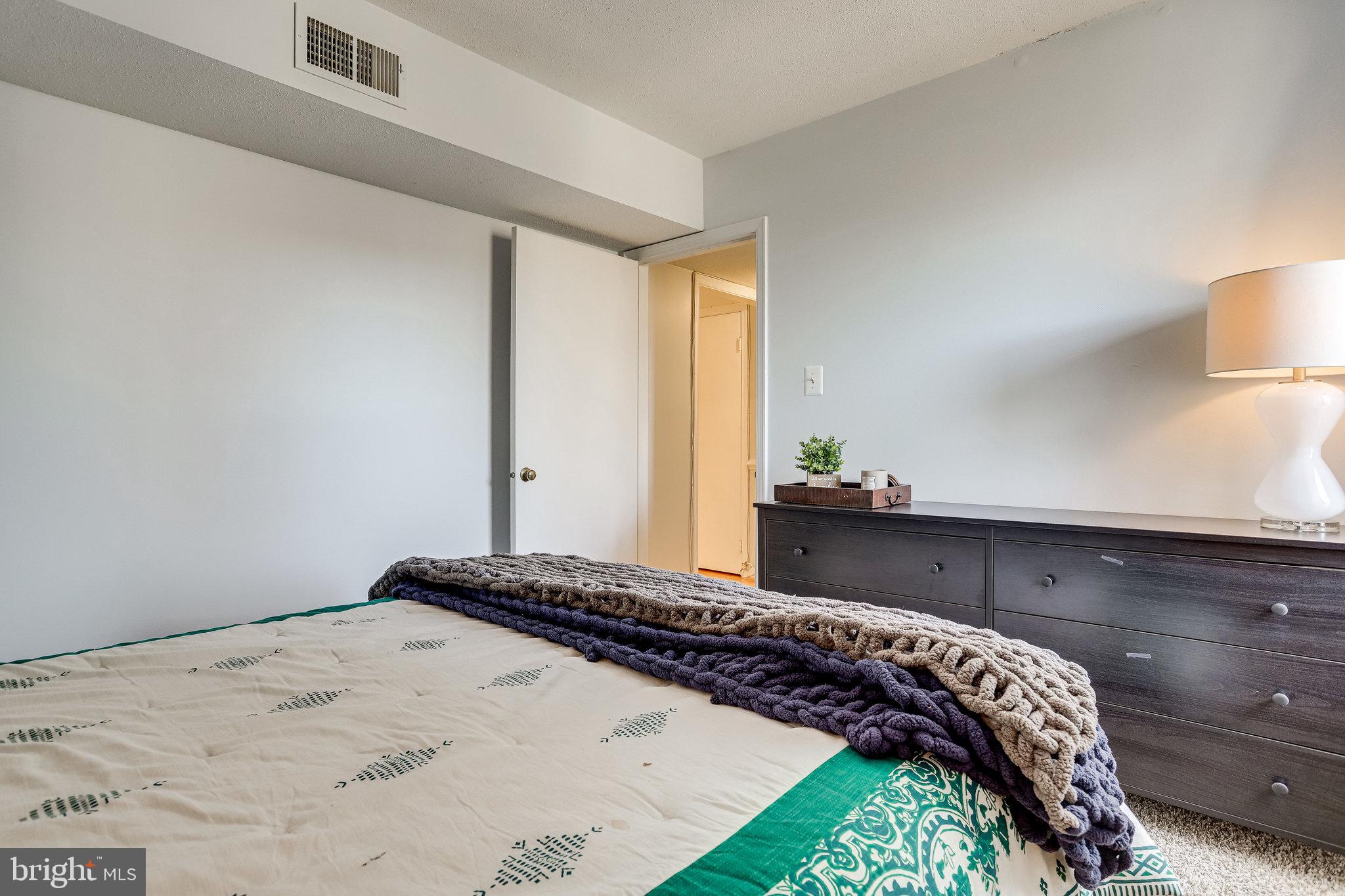 CHATEAUX - Residential