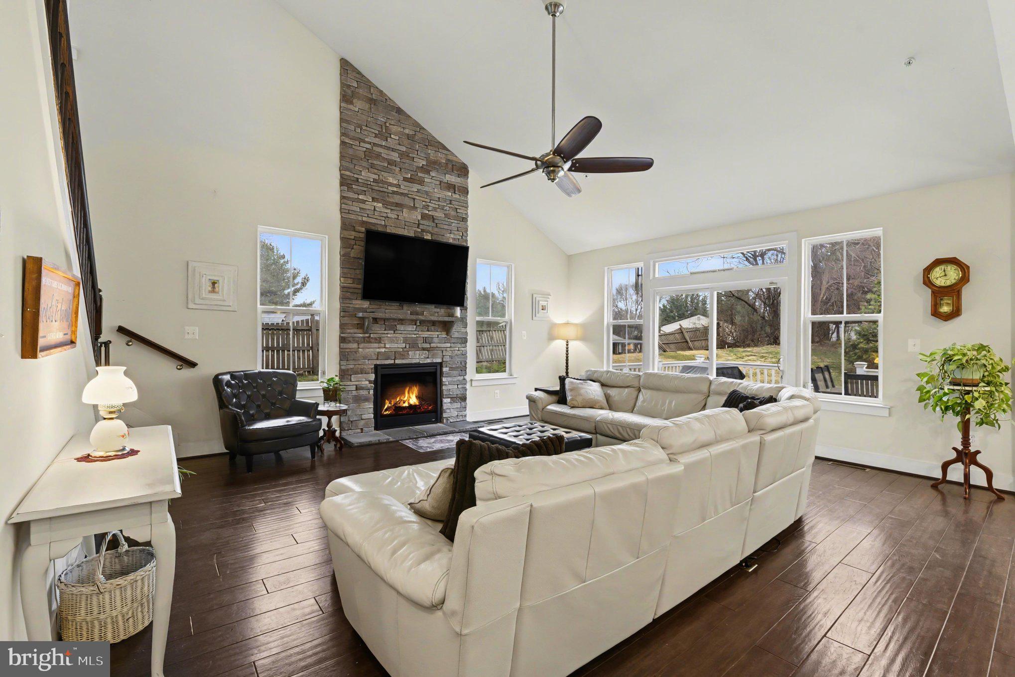 APPLE TREE ORCHARD - Residential