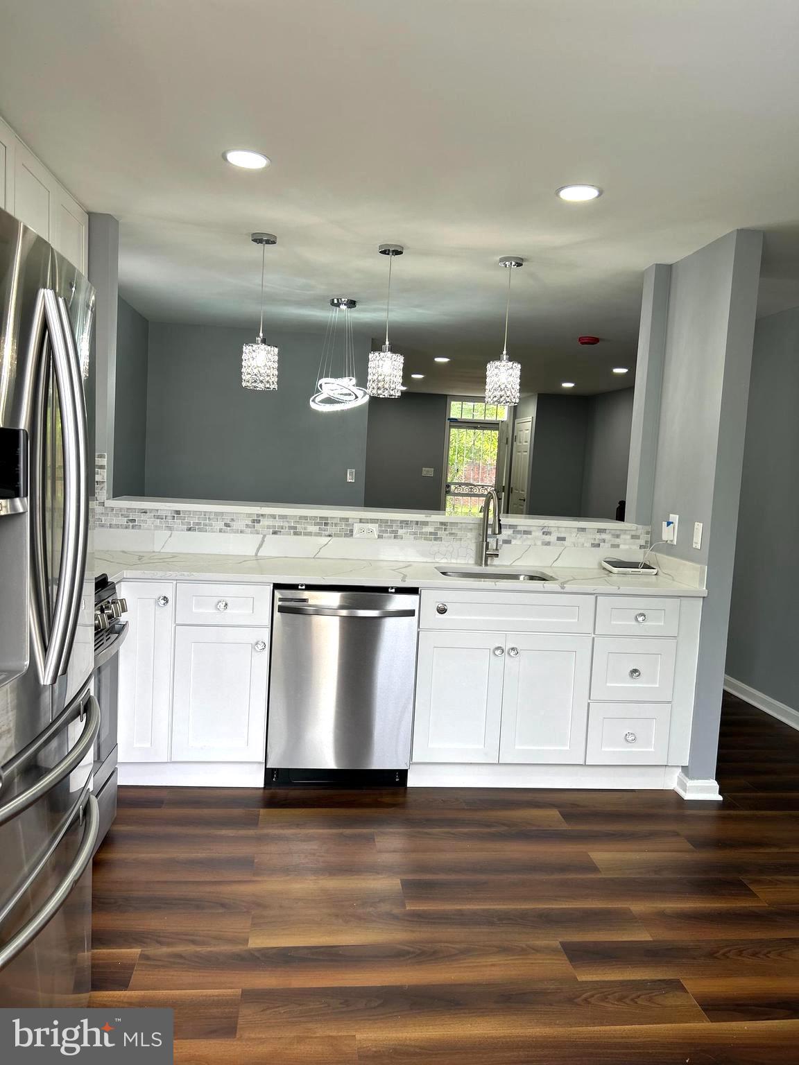 HERITAGE CROSSING - Residential