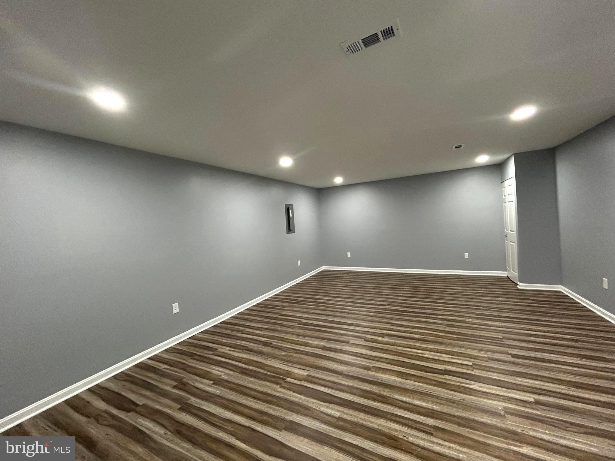 HERITAGE CROSSING - Residential