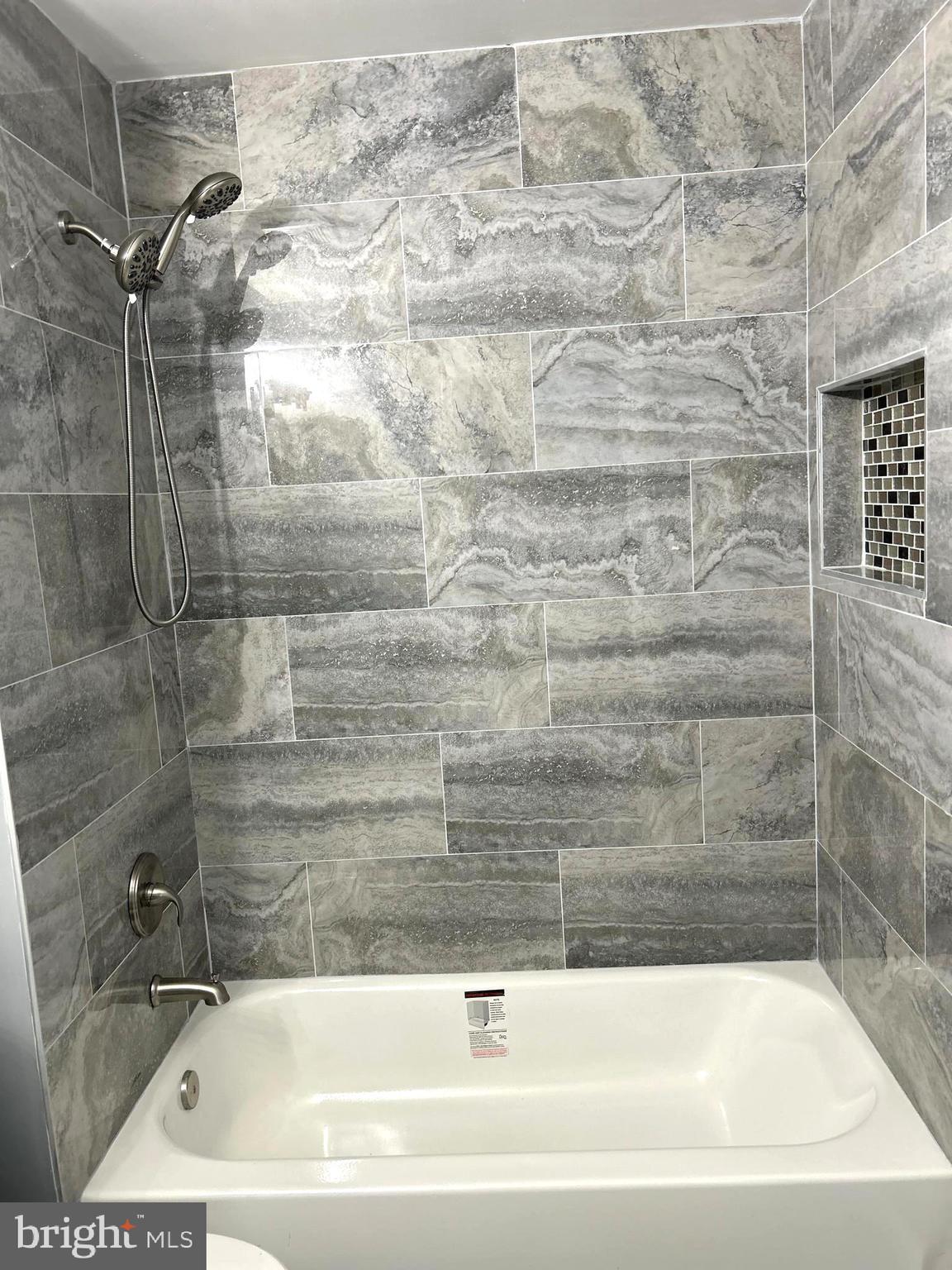 HERITAGE CROSSING - Residential