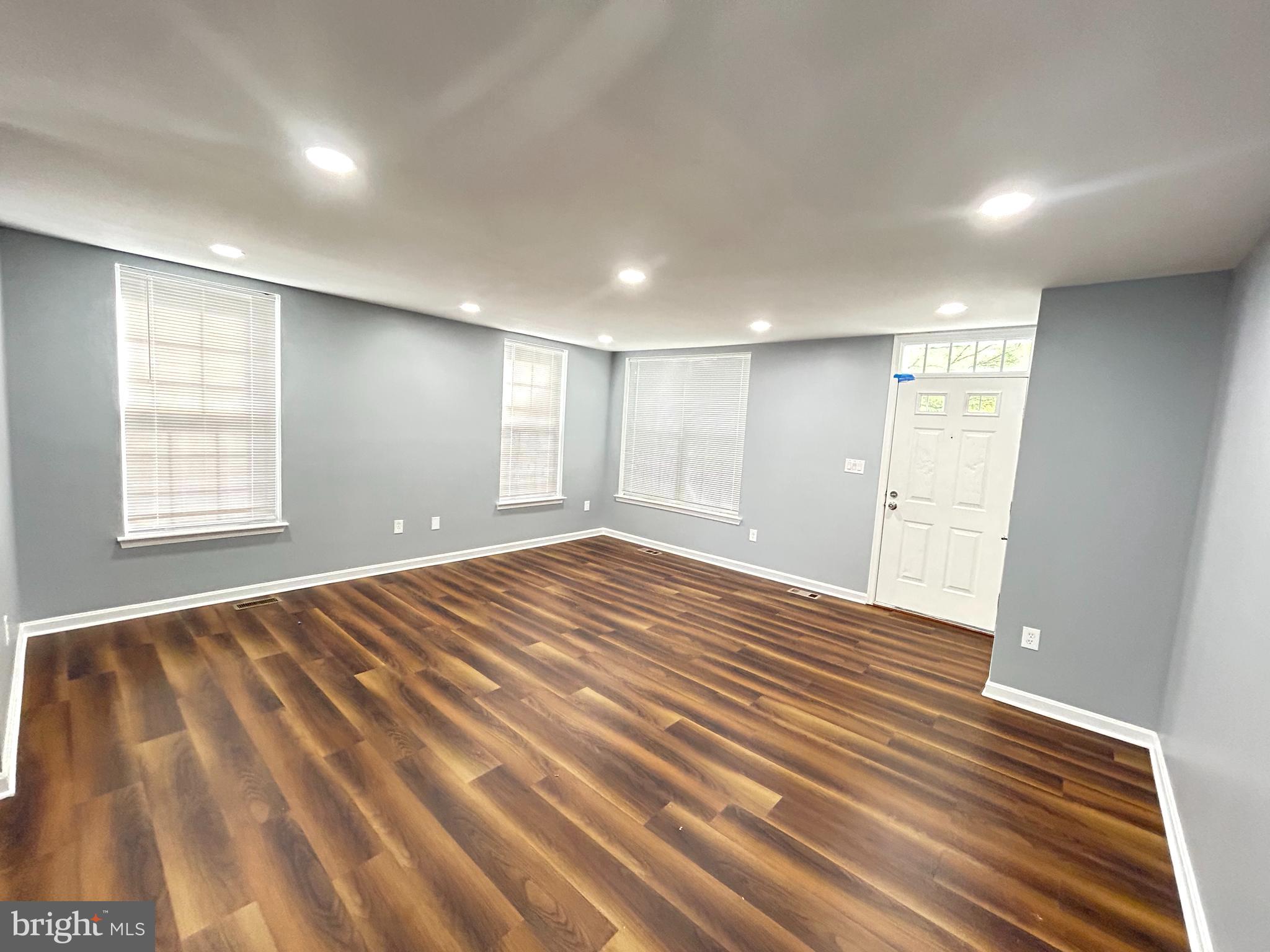 HERITAGE CROSSING - Residential