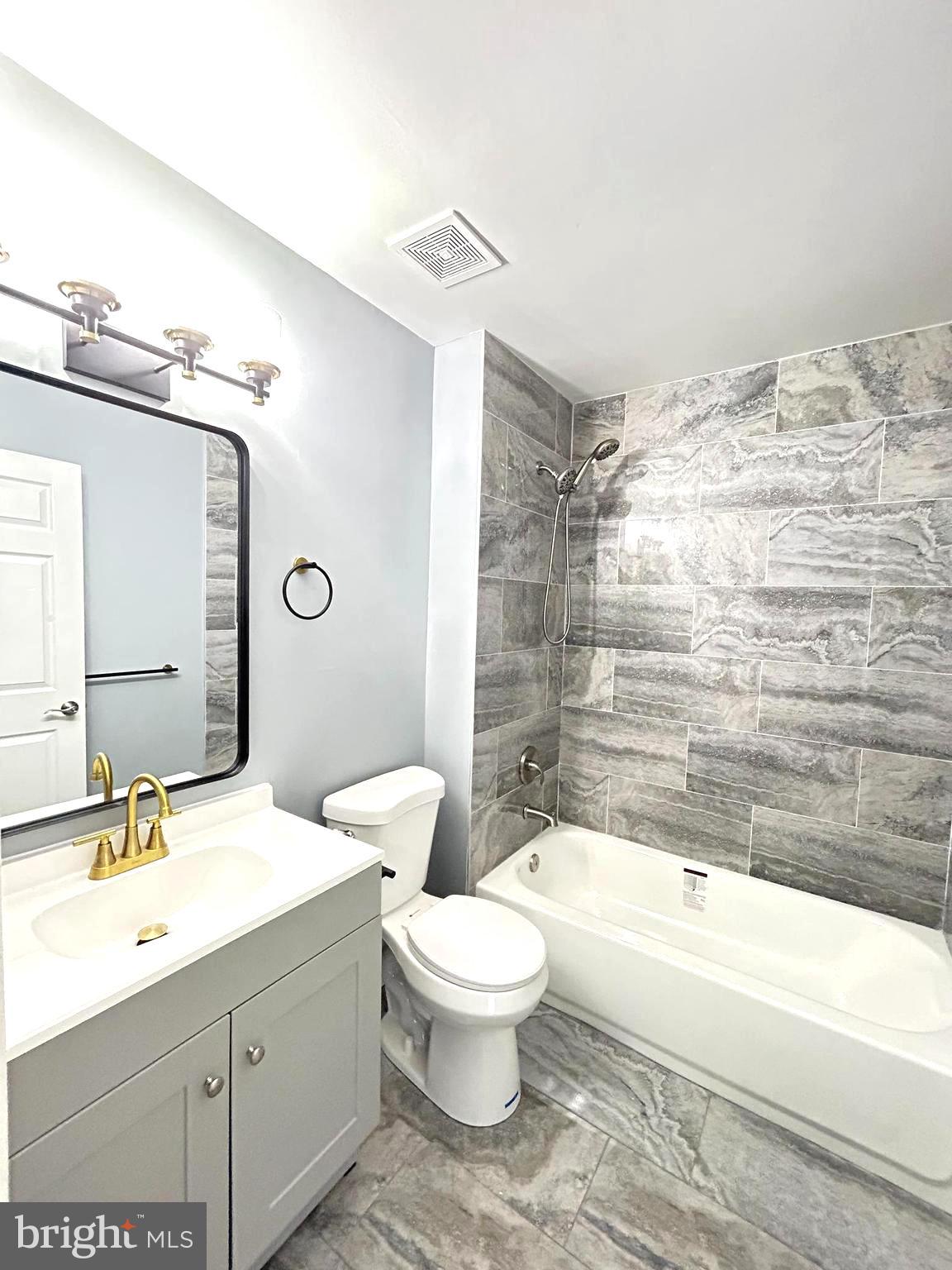 HERITAGE CROSSING - Residential