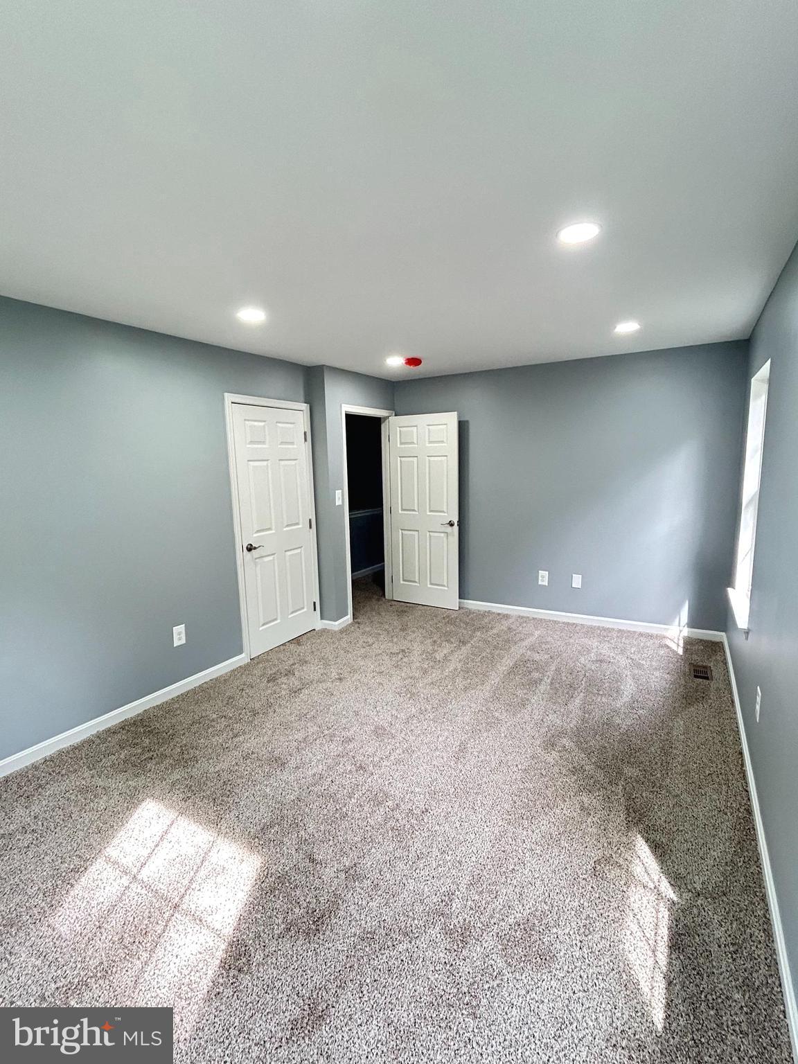 HERITAGE CROSSING - Residential