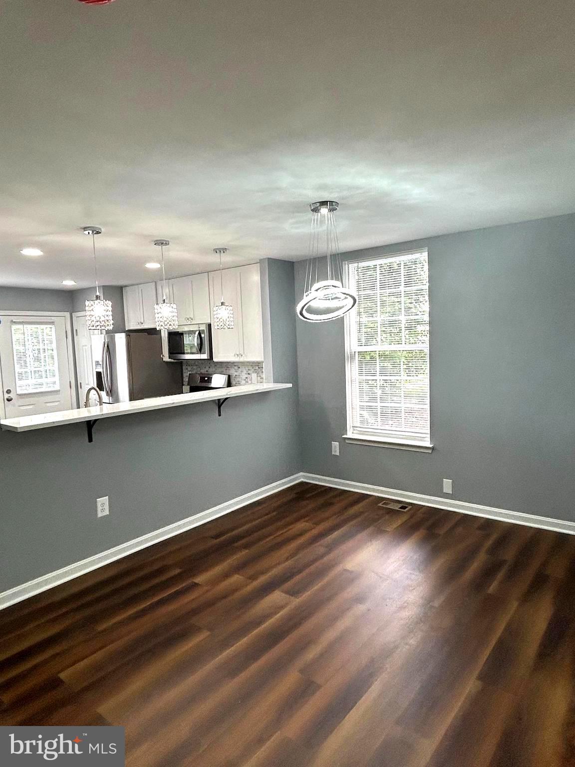 HERITAGE CROSSING - Residential