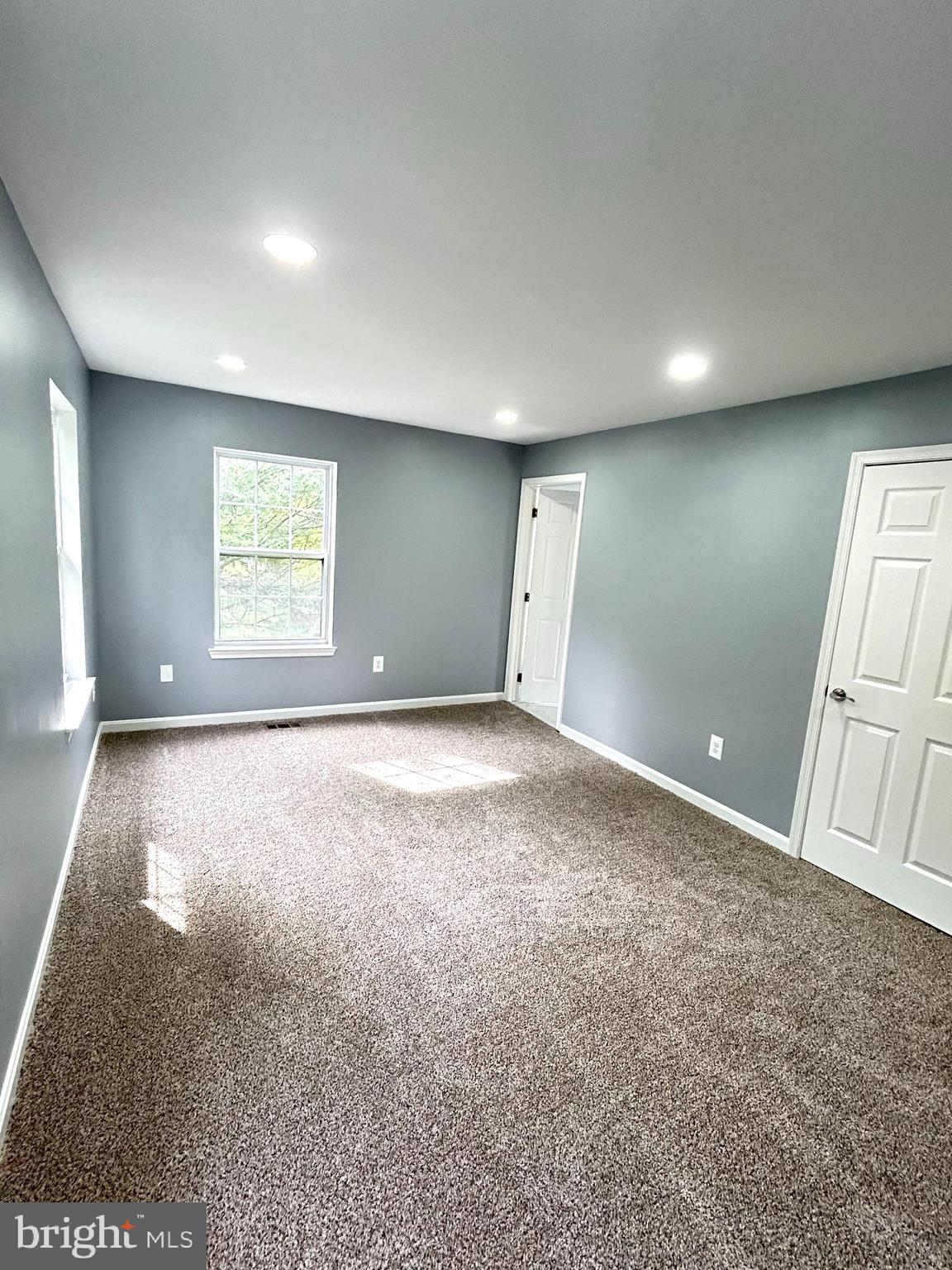 HERITAGE CROSSING - Residential