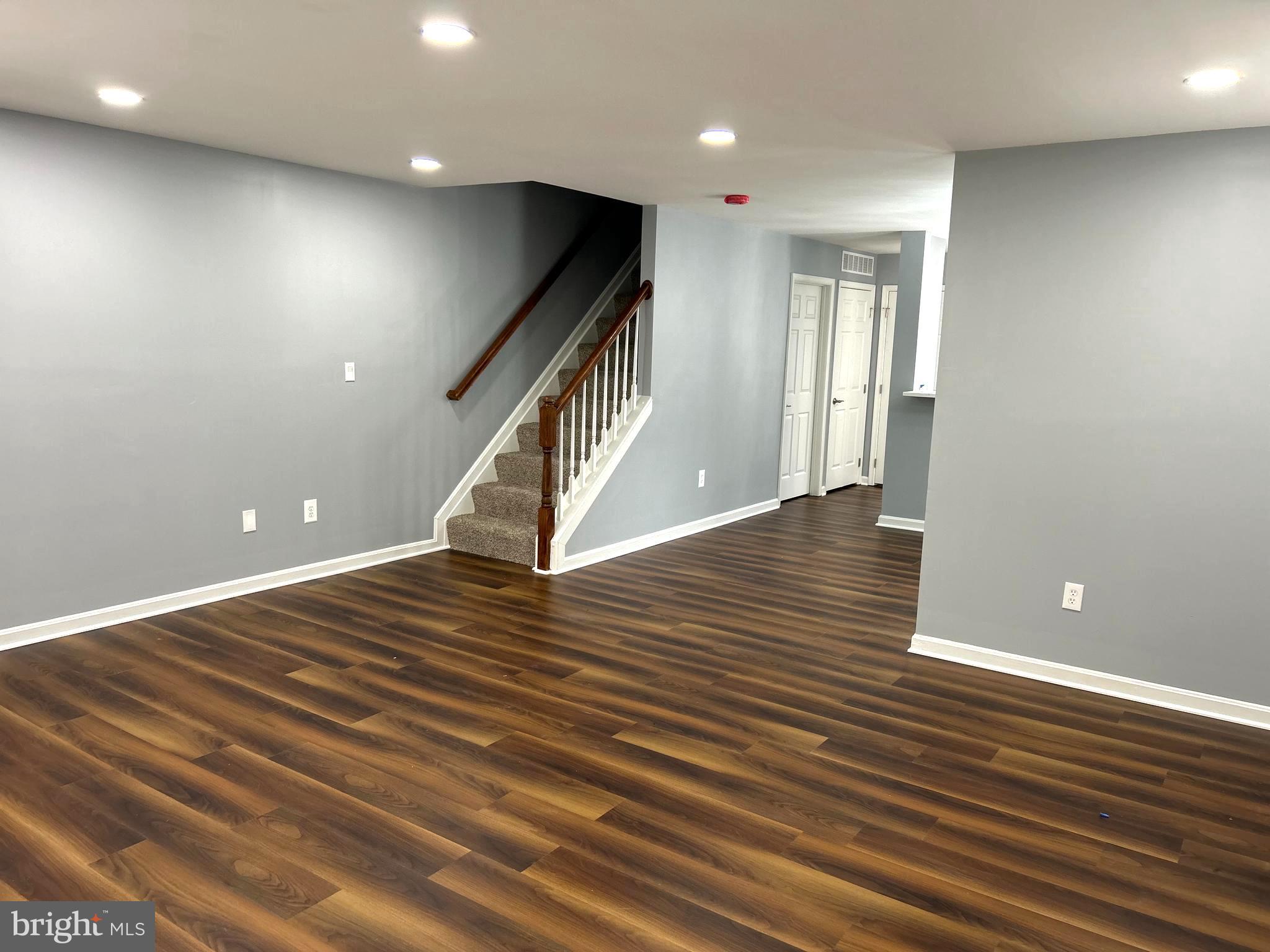 HERITAGE CROSSING - Residential