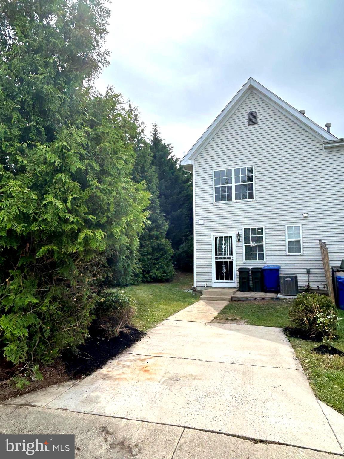 HERITAGE CROSSING - Residential