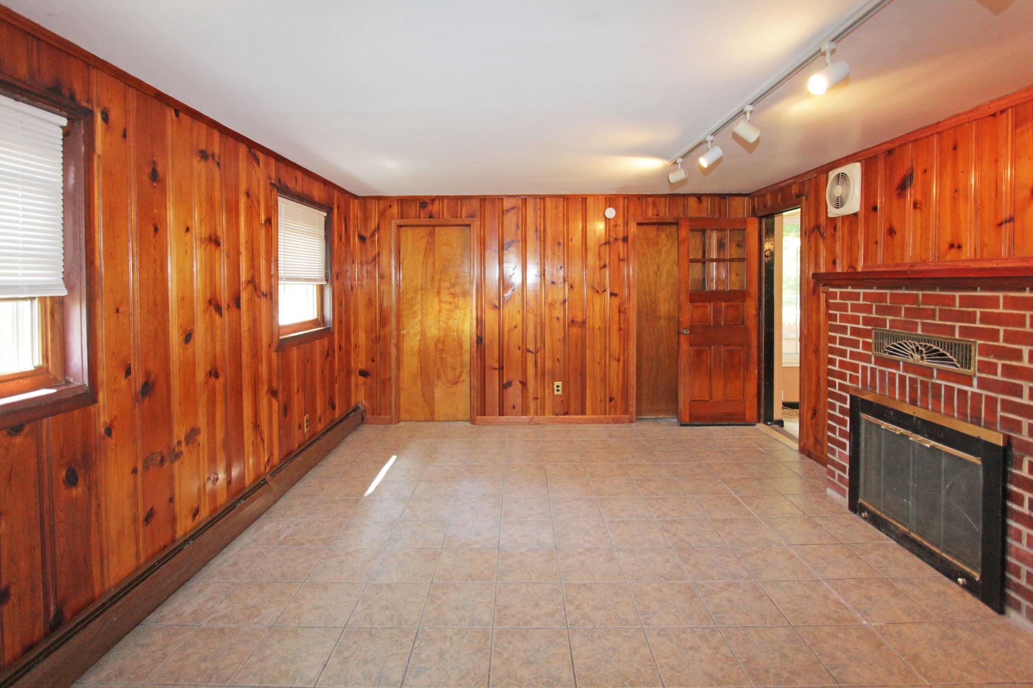 929 CHERRY TREE ROAD