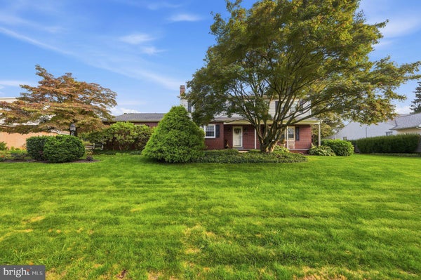 932 DONALD DR, EMMAUS, PA 18049 - Image 3fdb385cabc231fefaaab9ce593171c9/2181283448