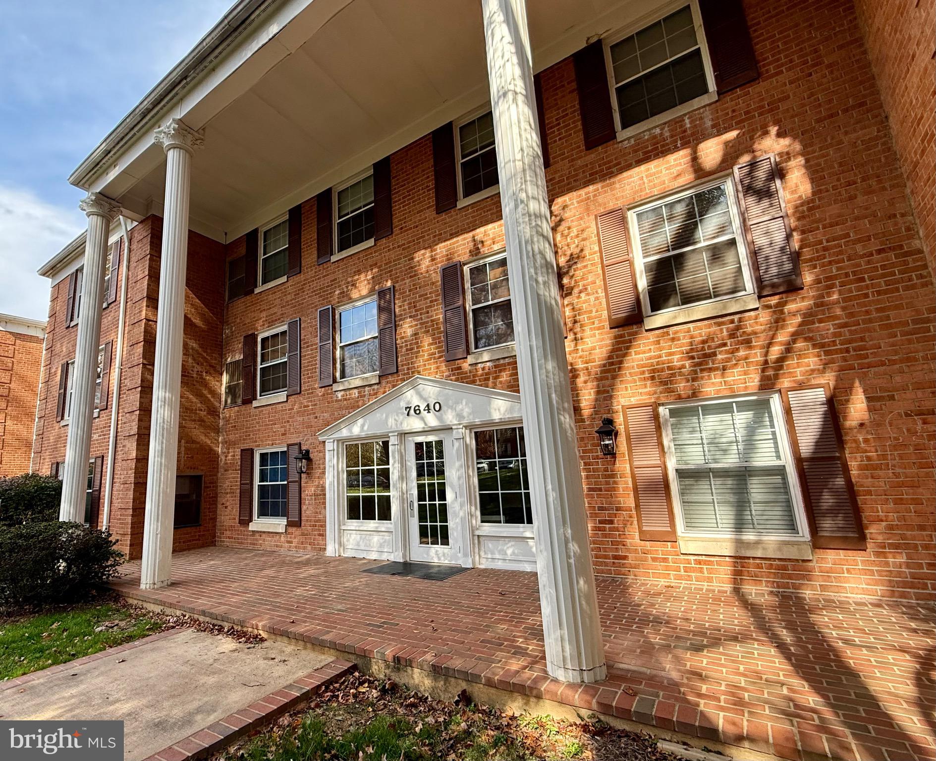 COLONIES AT MCLEAN - Residential