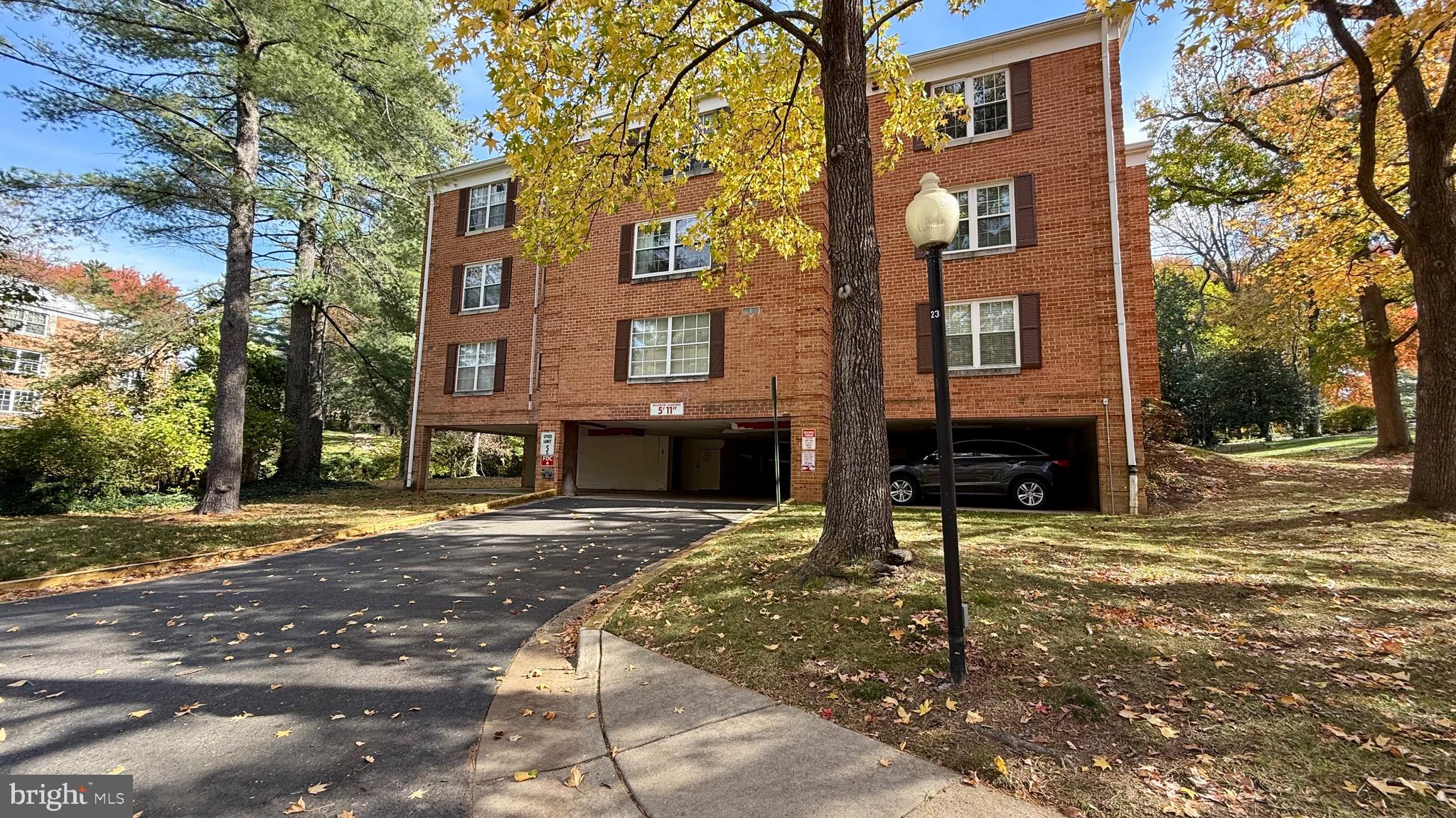 COLONIES AT MCLEAN - Residential