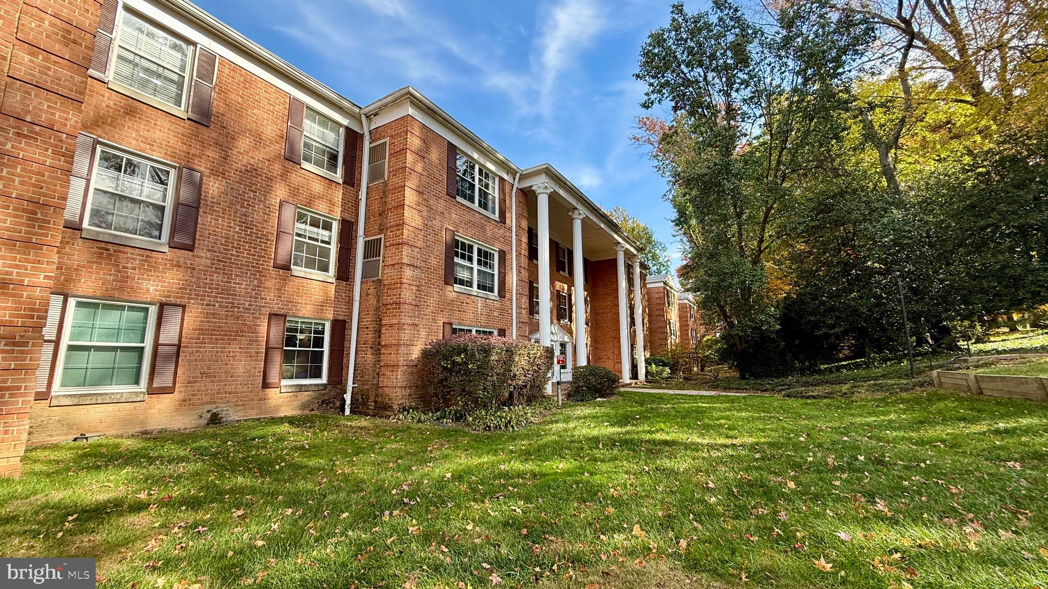 COLONIES AT MCLEAN - Residential
