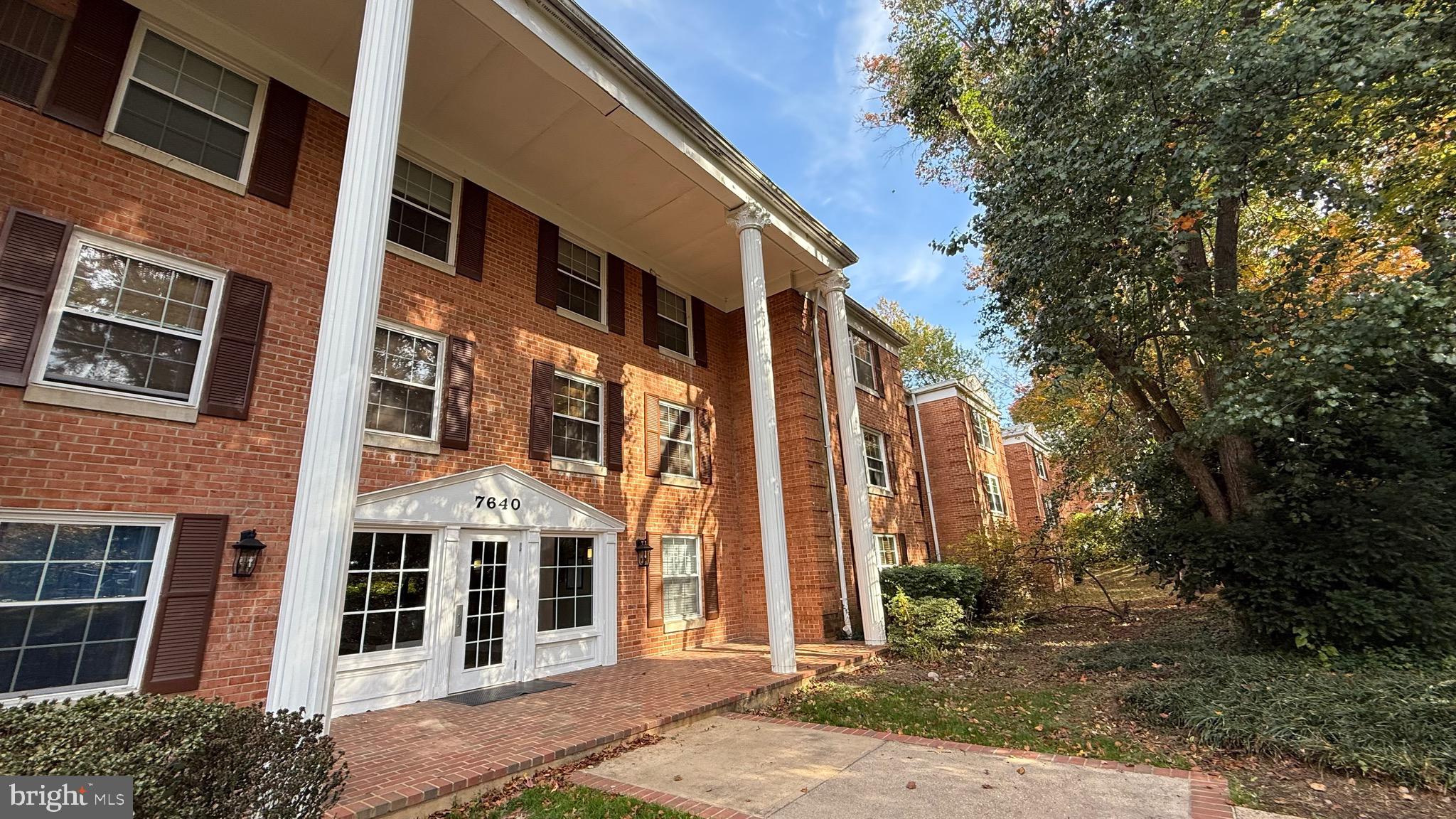 COLONIES AT MCLEAN - Residential