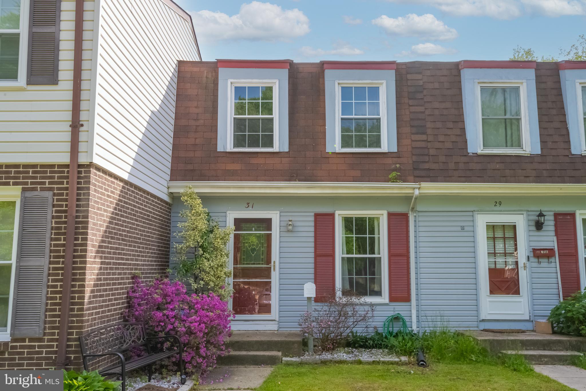 BELMONT - Residential