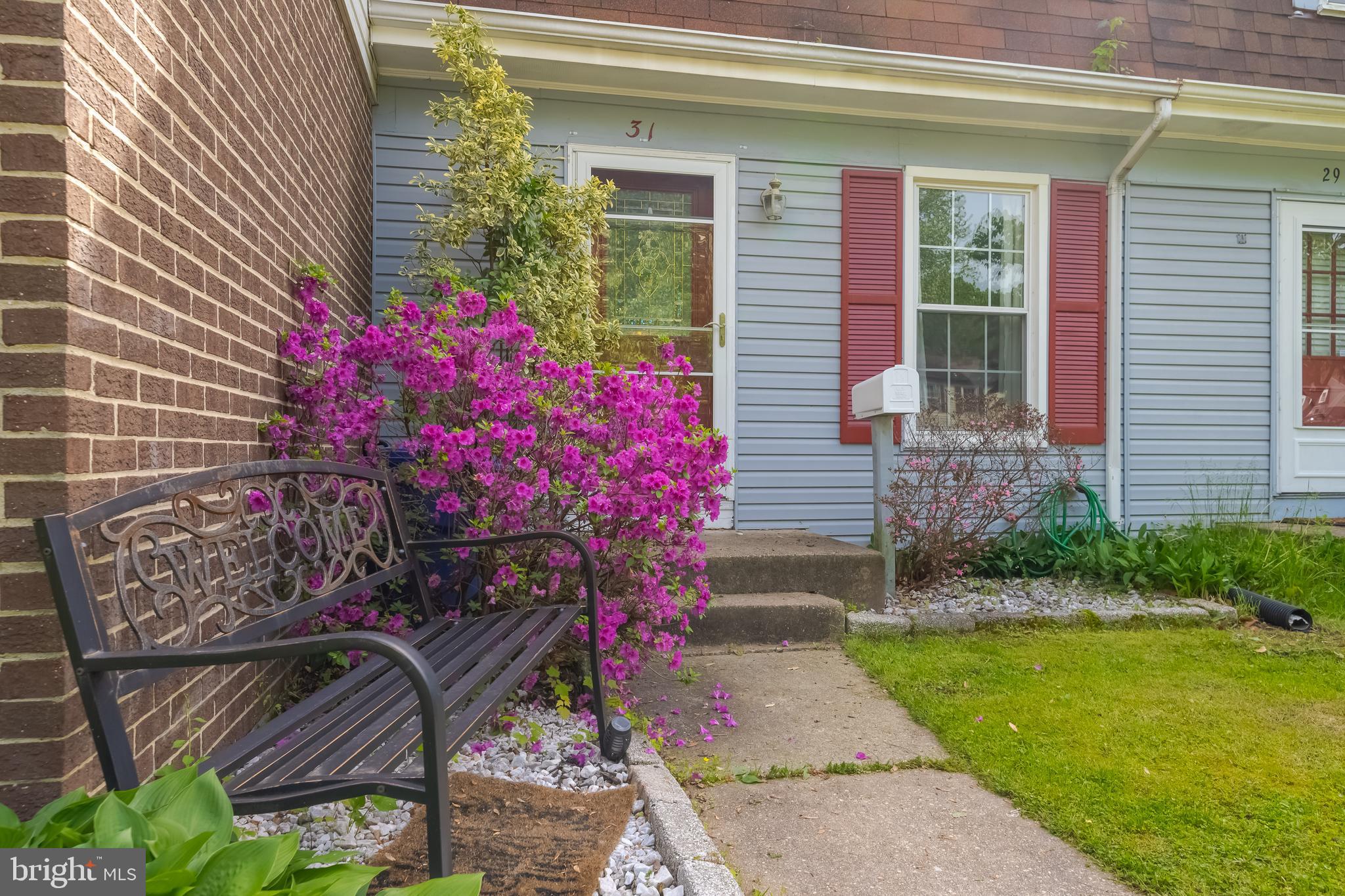 BELMONT - Residential