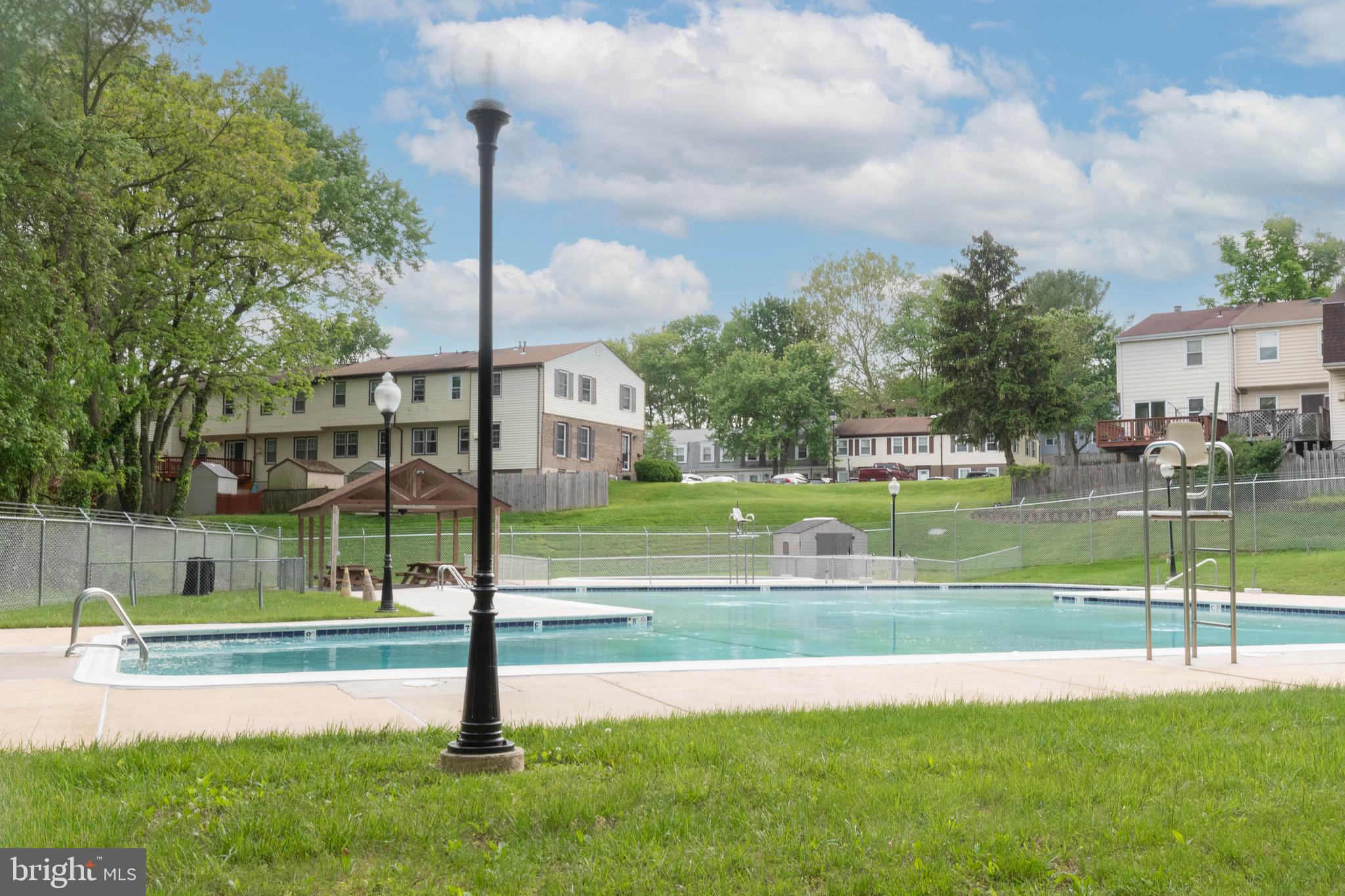 BELMONT - Residential