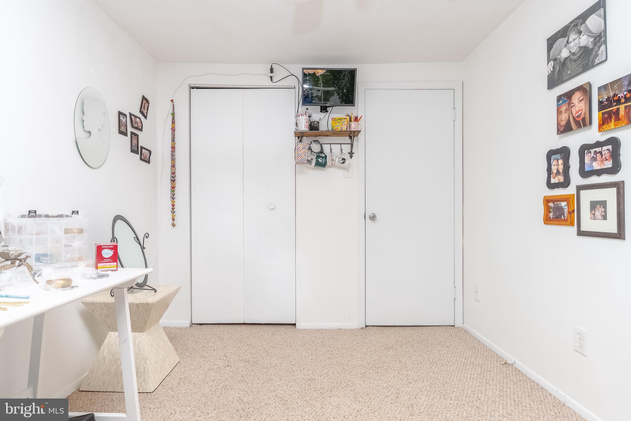 BELMONT - Residential