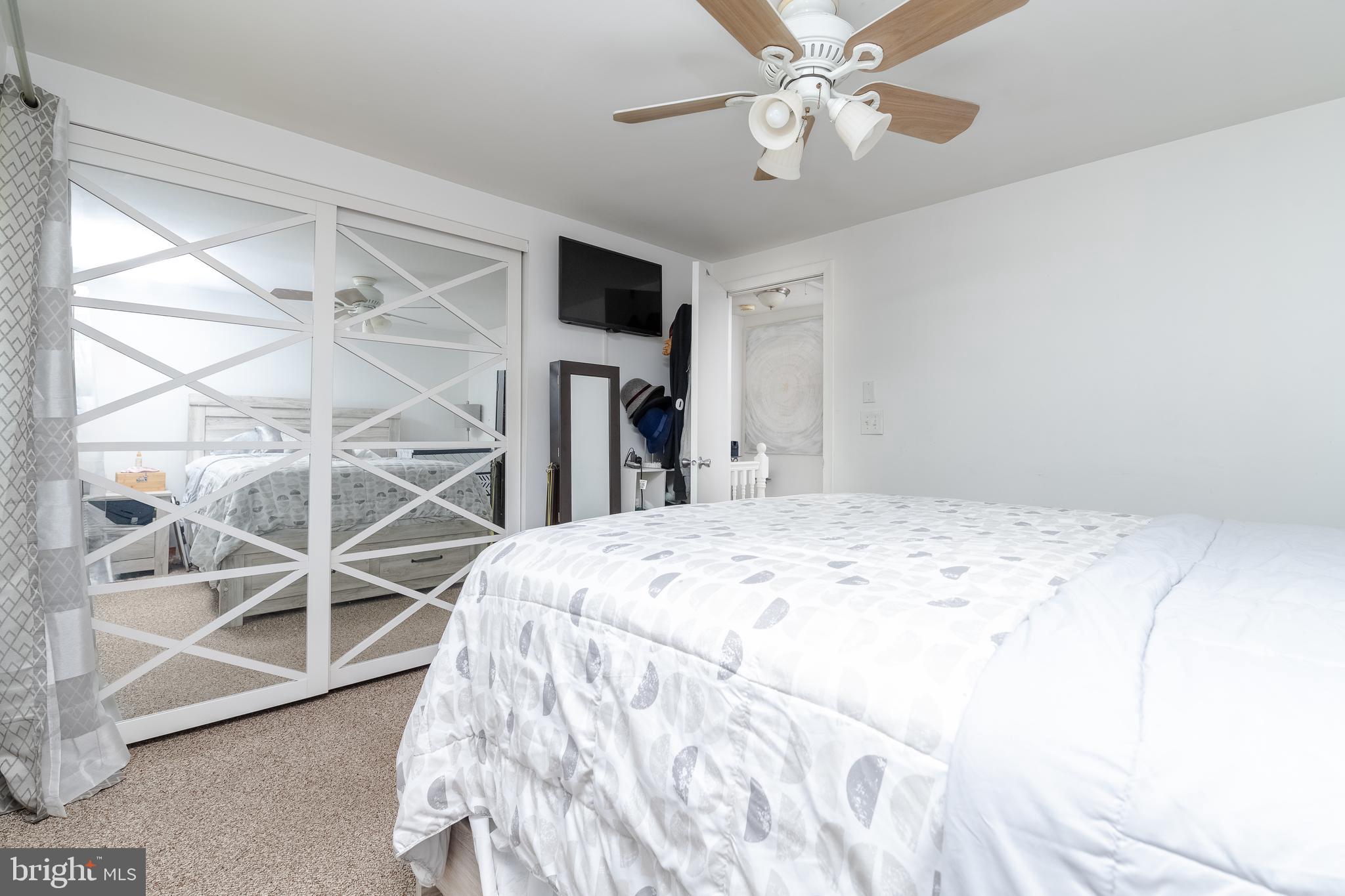 BELMONT - Residential