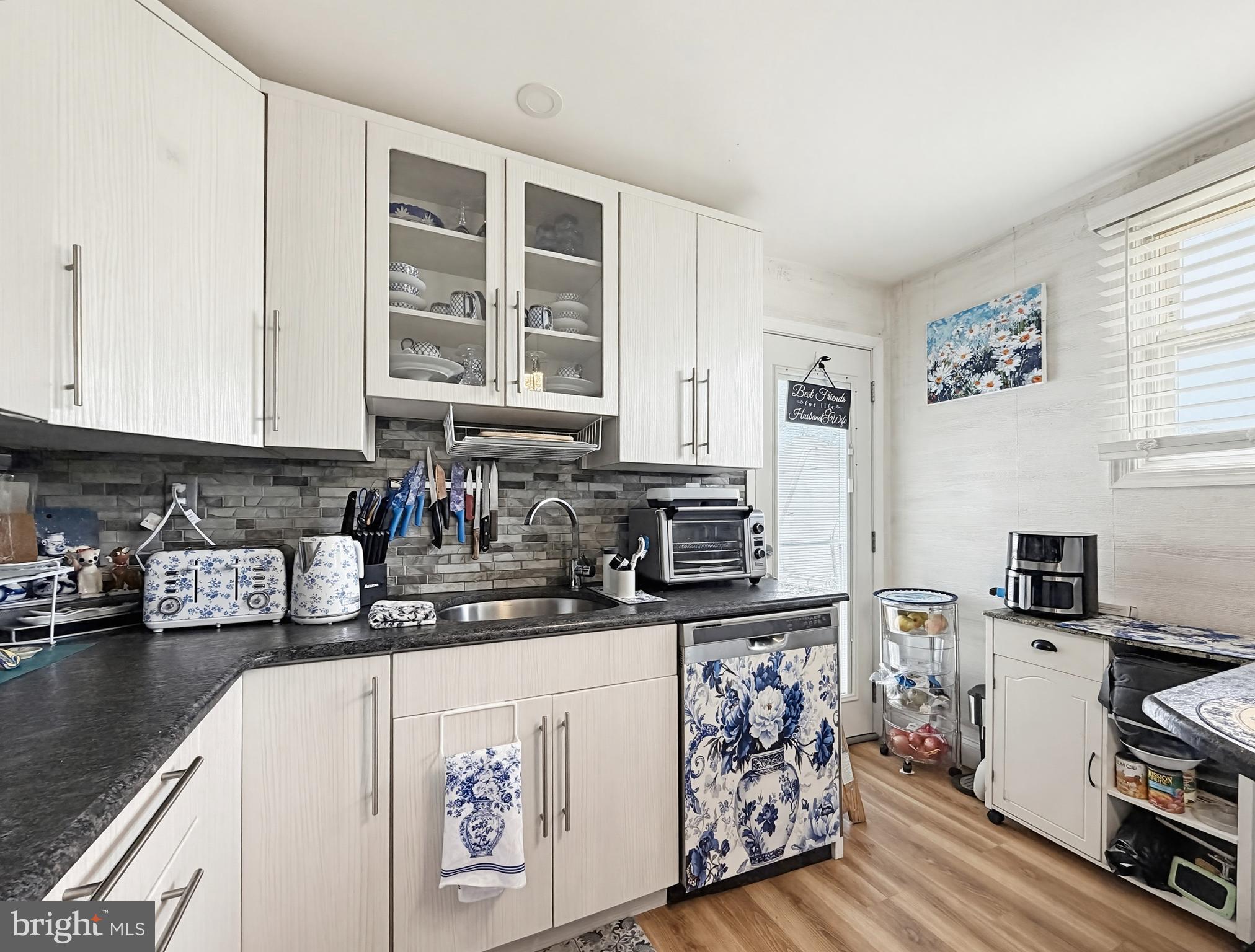WARMINSTER HGTS - Residential