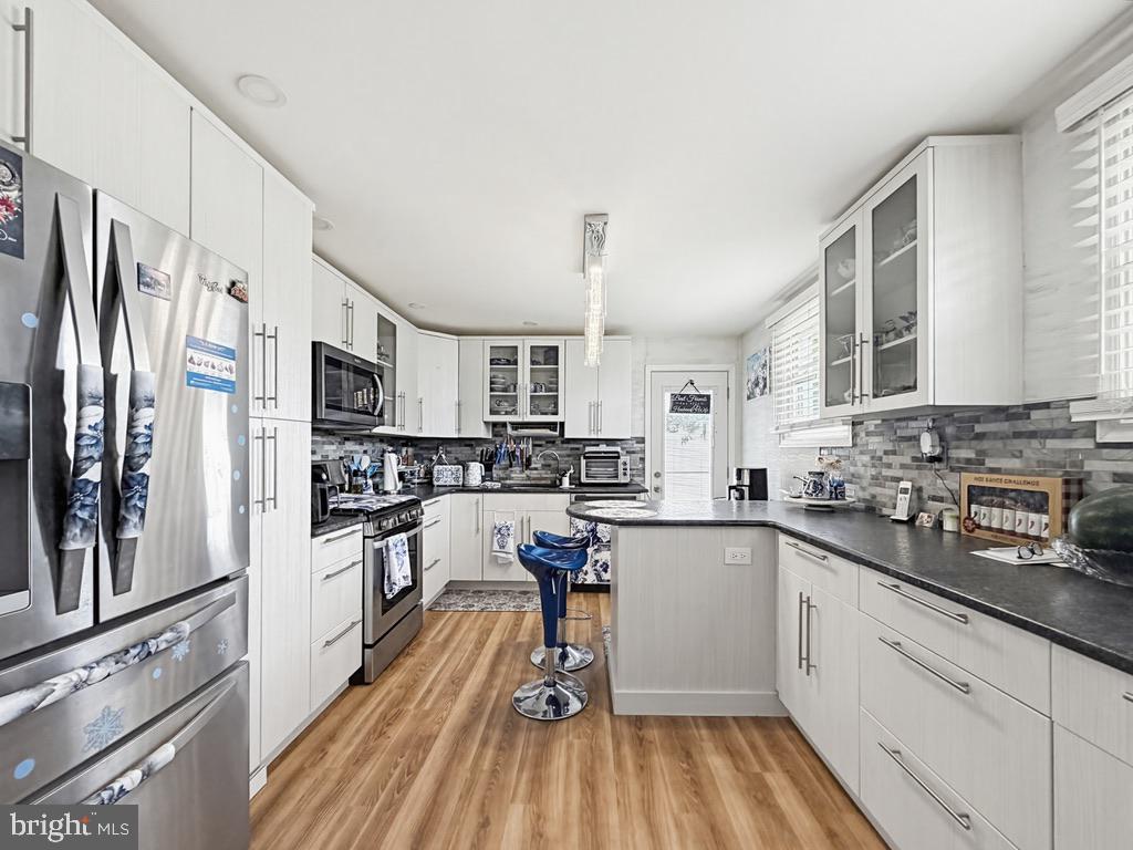 WARMINSTER HGTS - Residential